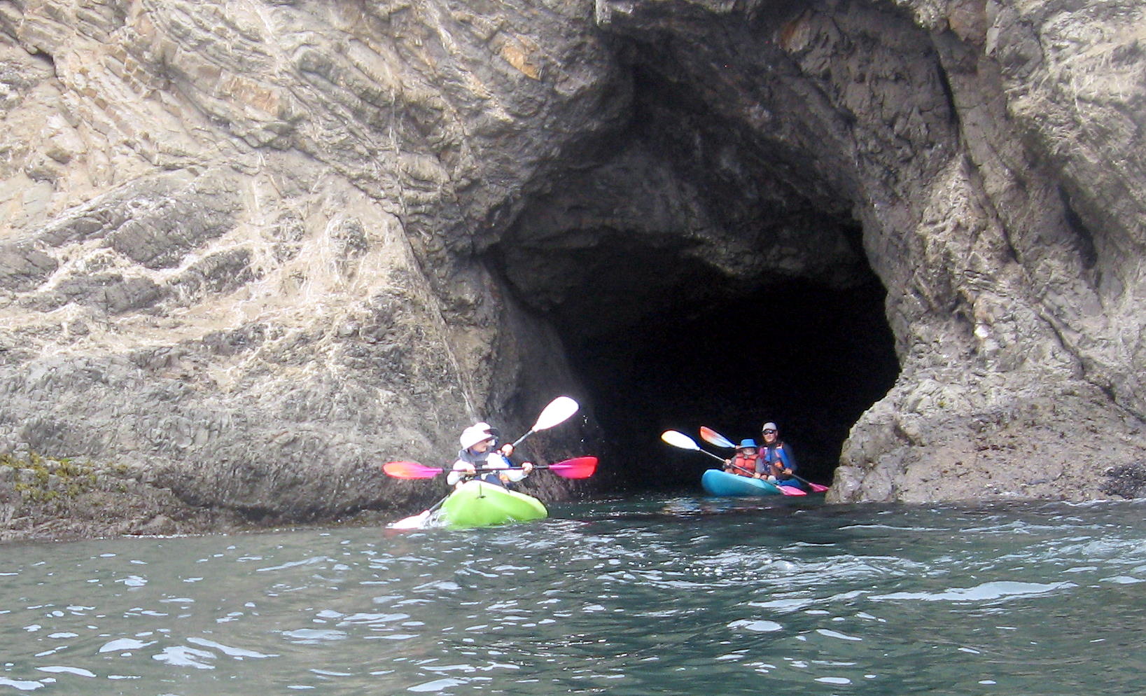 IMG_3404_BlueWhiteHats