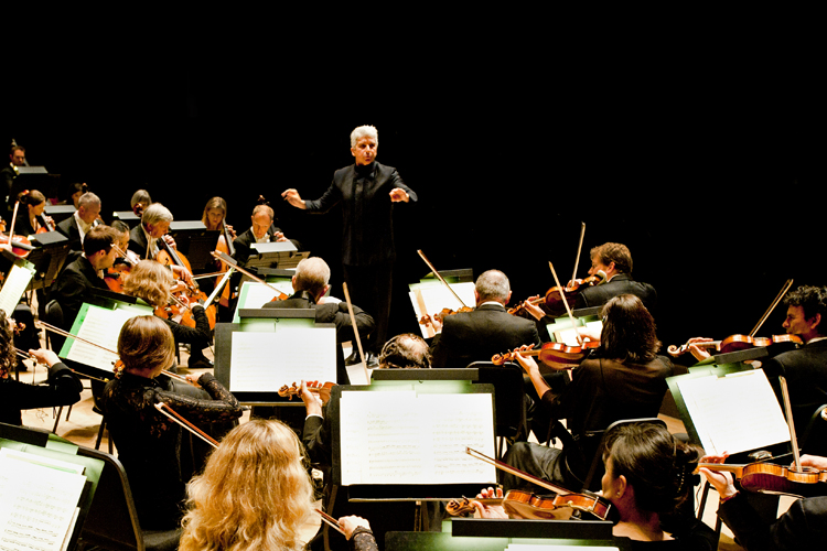 *TORONTO* Save 15 on tickets for select shows to see the Toronto Symphony Orchestra! CARP