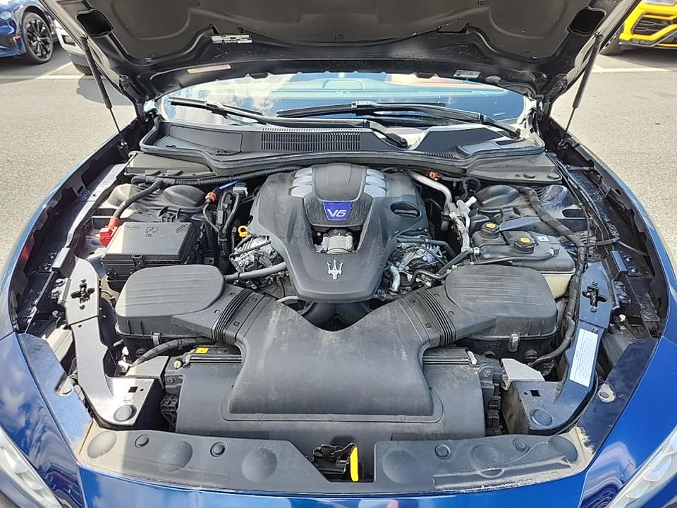 2022 Maserati Ghibli Modena Q4 AWD