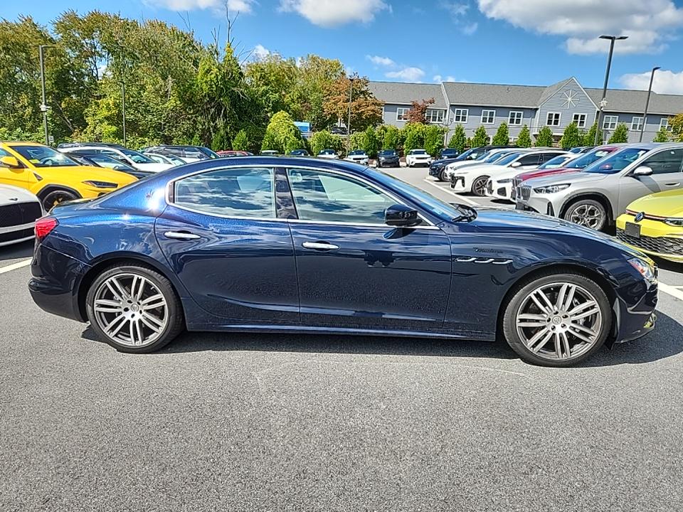 2022 Maserati Ghibli Modena Q4 AWD