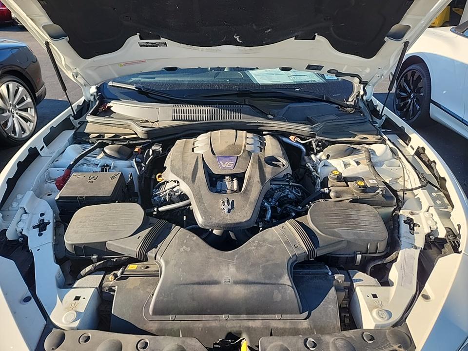 2022 Maserati Ghibli Modena Q4 AWD