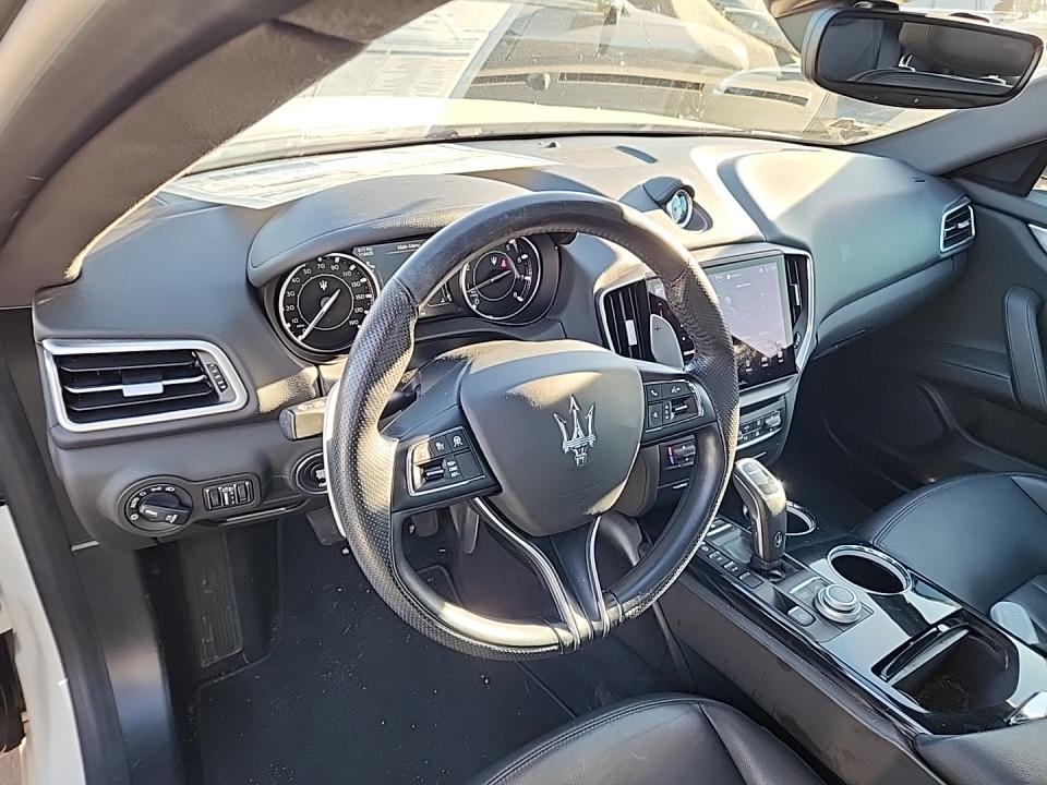 2022 Maserati Ghibli Modena Q4 AWD