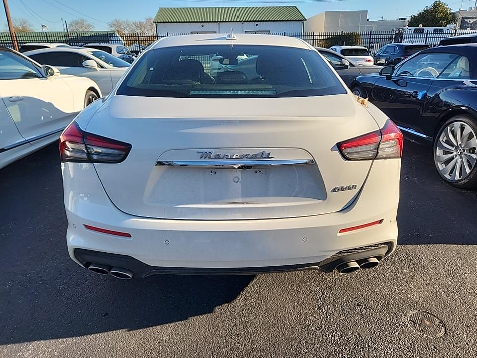 2022 Maserati Ghibli Modena Q4 AWD