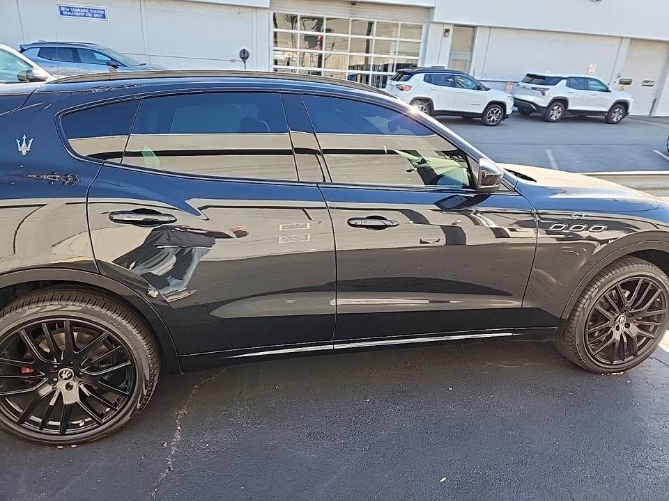 2022 Maserati Levante GT AWD