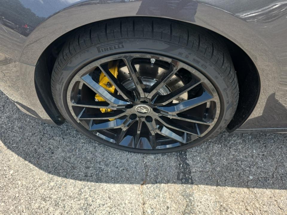 2023 Maserati Ghibli Modena Q4 AWD