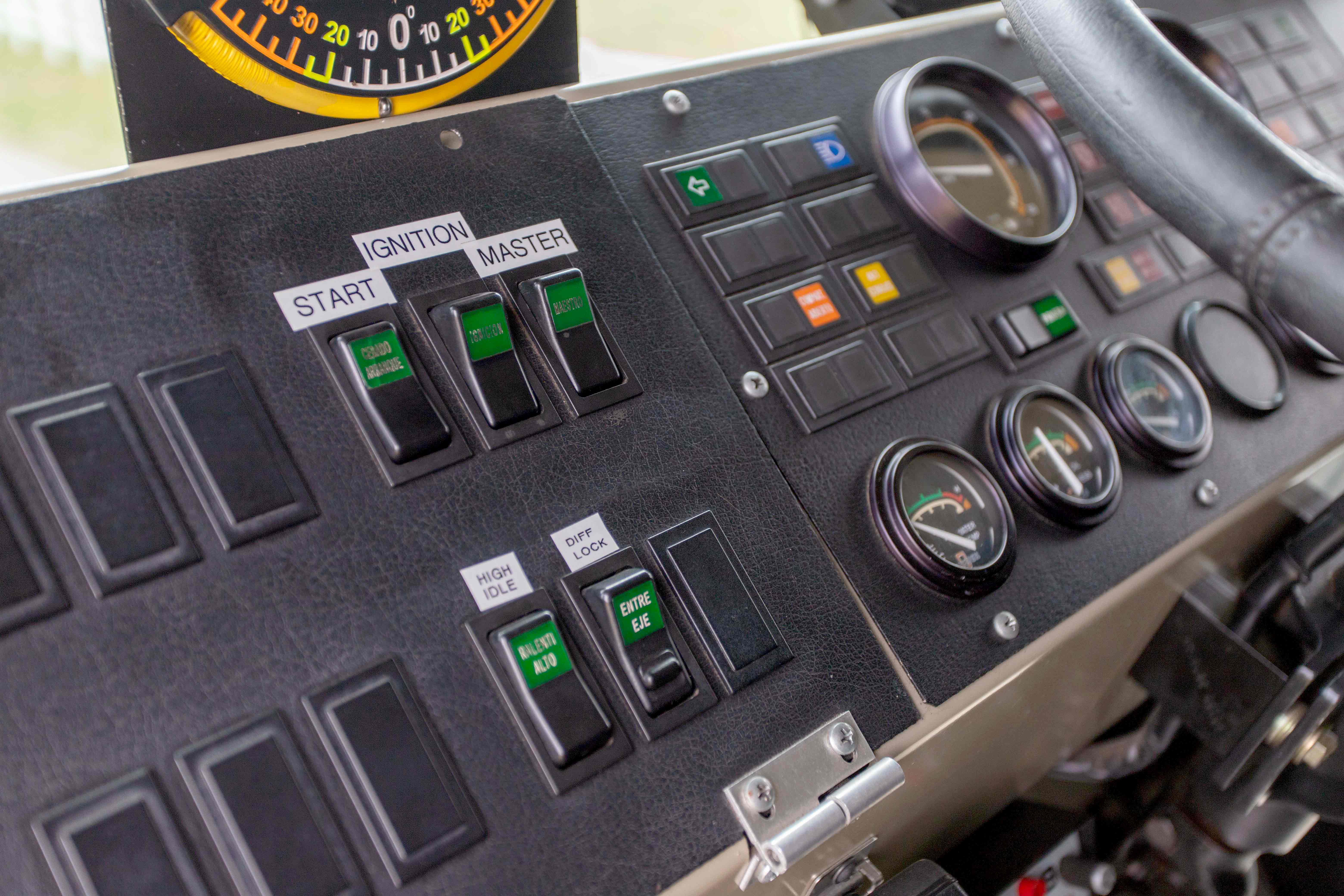 2002 Oshkosh TI-3000 ARFF | Firetrucks Unlimited