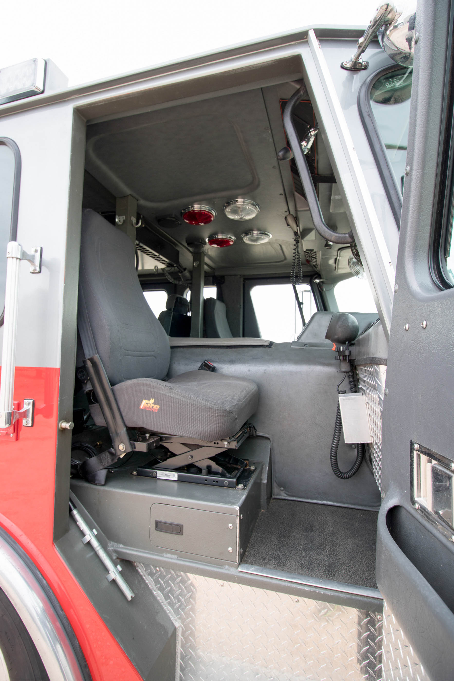 2000 E-One Rescue Pumper | Used Truck Details
