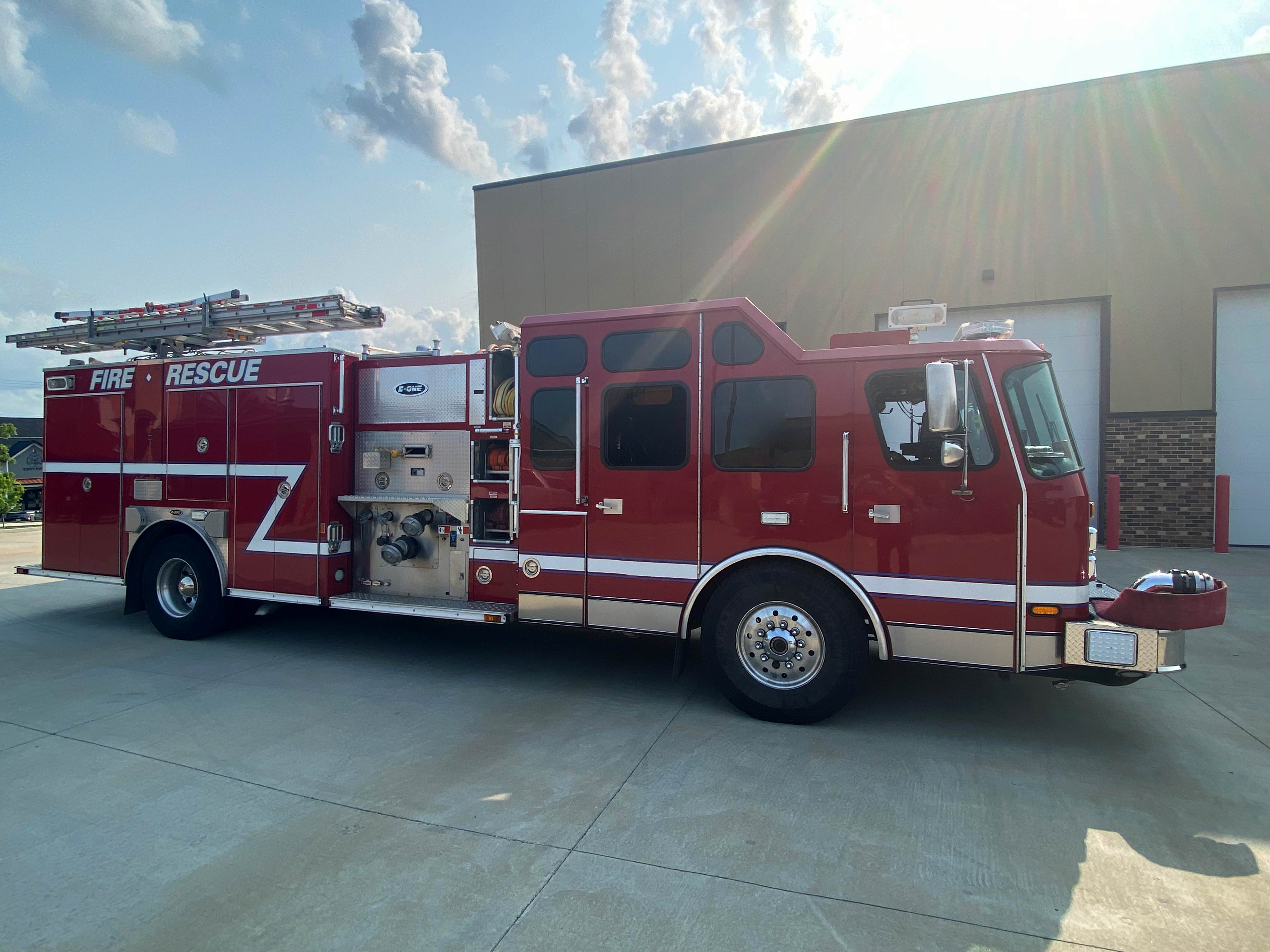 2003 E-One Cyclone II Custom Rescue Pumper | Used Truck Details