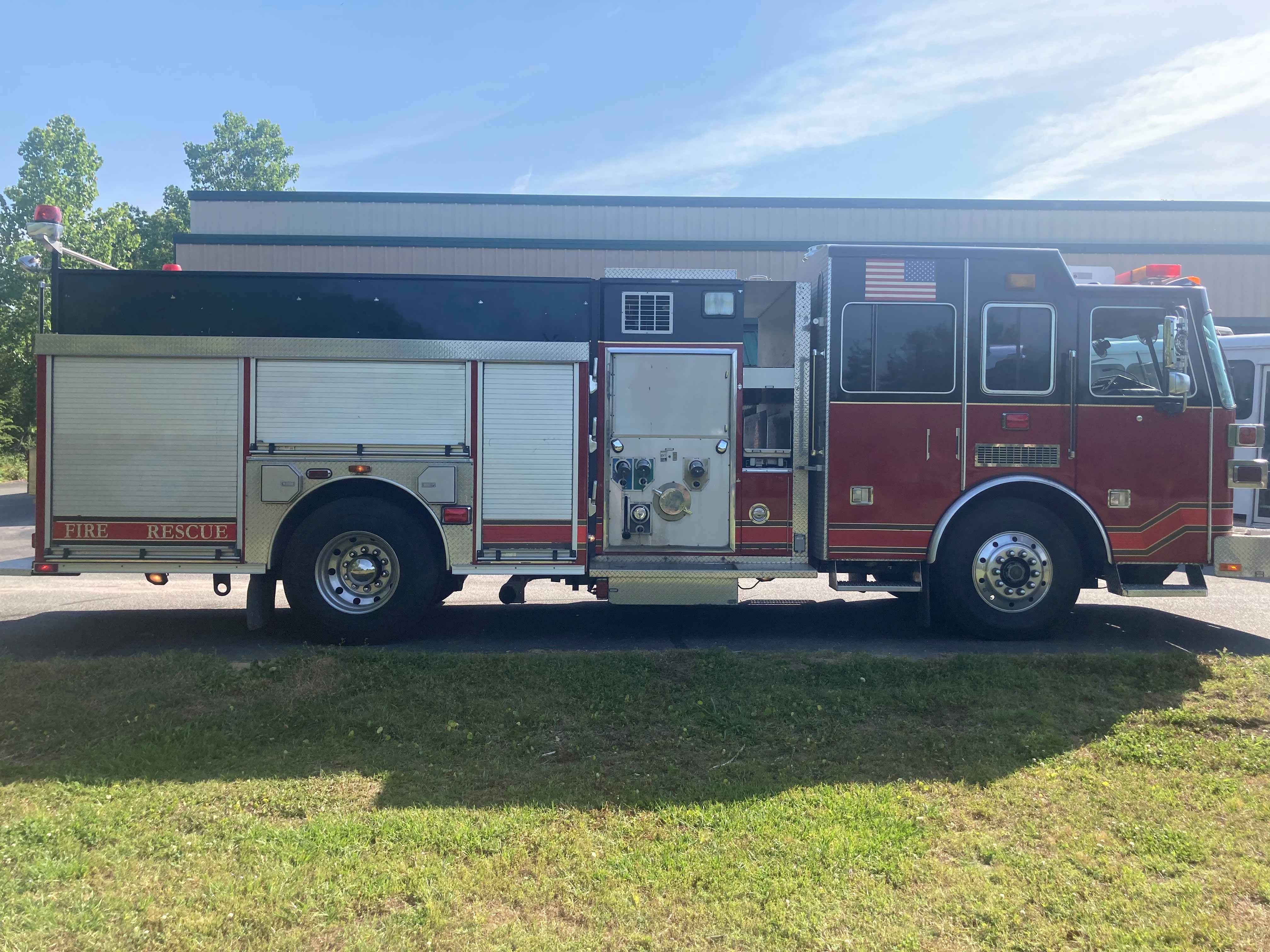 2000 Sutphen Custom Pumper | Firetrucks Unlimited