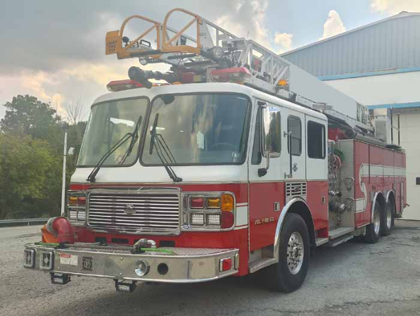 2003 American LaFrance LTI 75' Quint | Firetrucks Unlimited