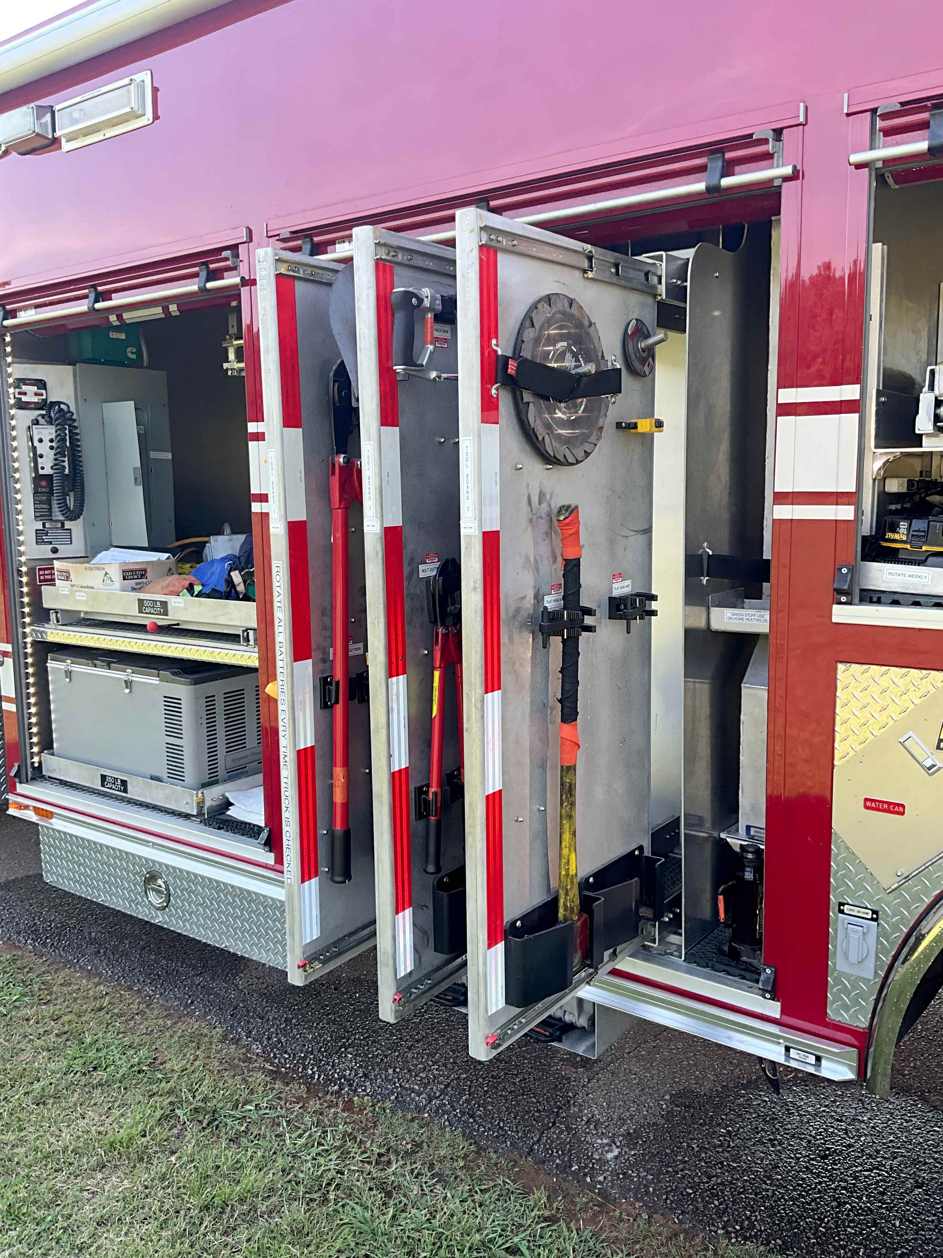 2009 Ferrara Custom Heavy Rescue | Firetrucks Unlimited