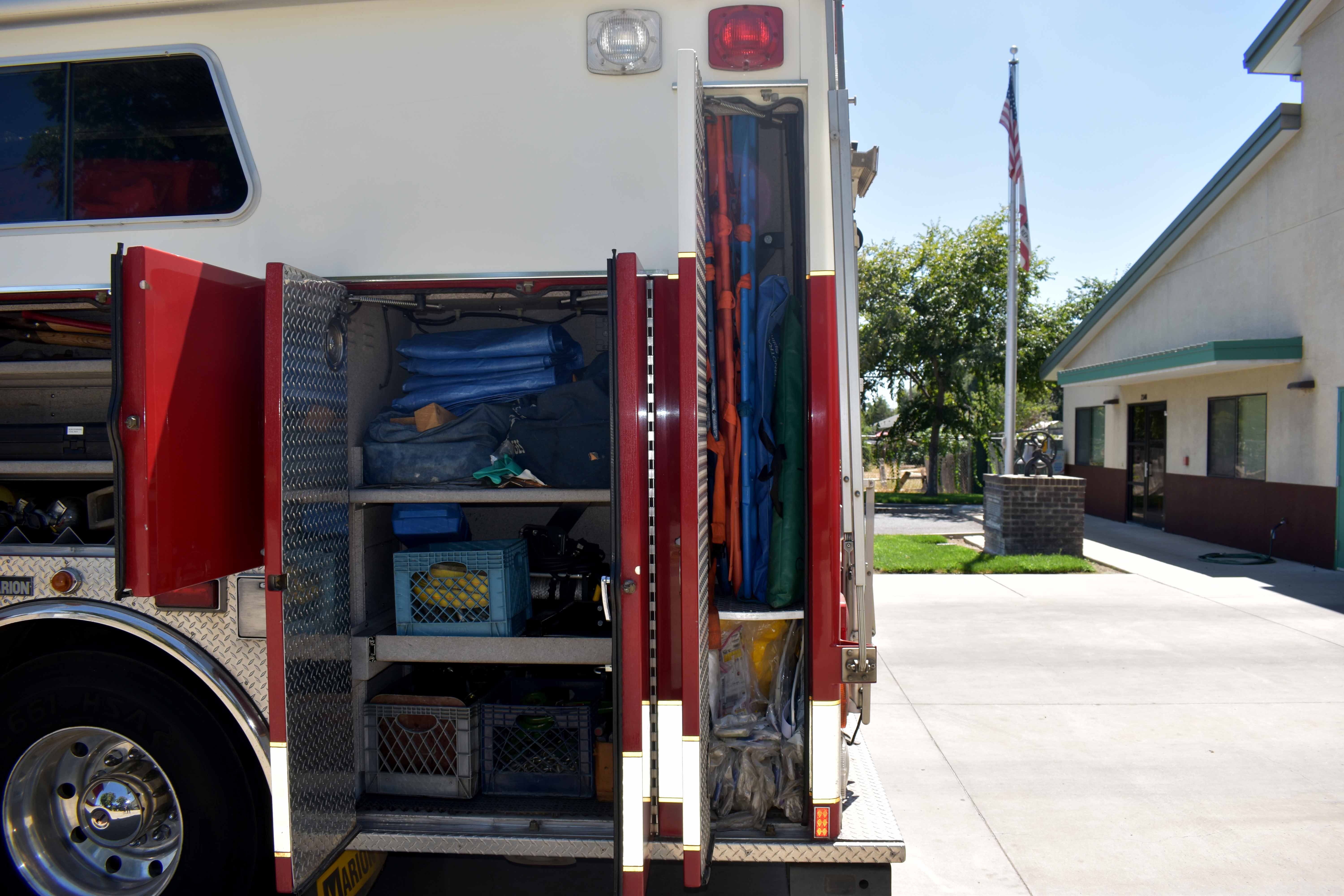 2000 Marion Mack Walk-In Commercial Rescue | Firetrucks Unlimited