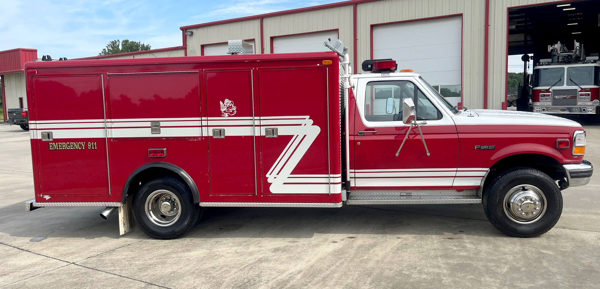 1996 KME Ford Commercial Rescue | Firetrucks Unlimited