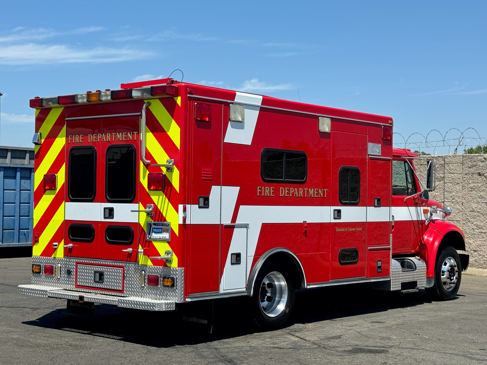 1999 Road Rescue International Ambulance | Firetrucks Unlimited