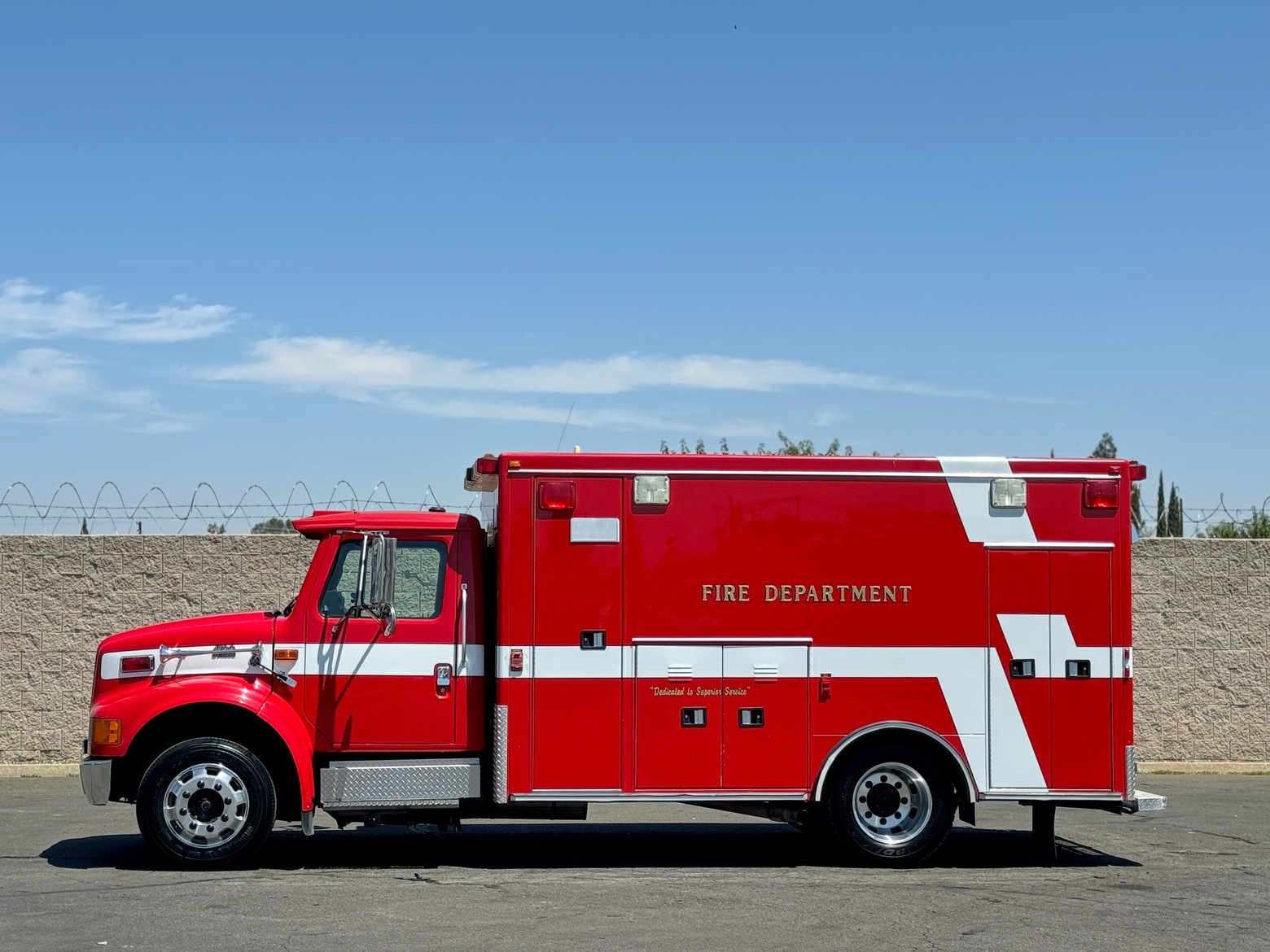 1999 Road Rescue International Ambulance | Firetrucks Unlimited