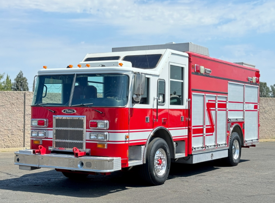 1999 Pierce Walk-In Heavy Rescue | Firetrucks Unlimited