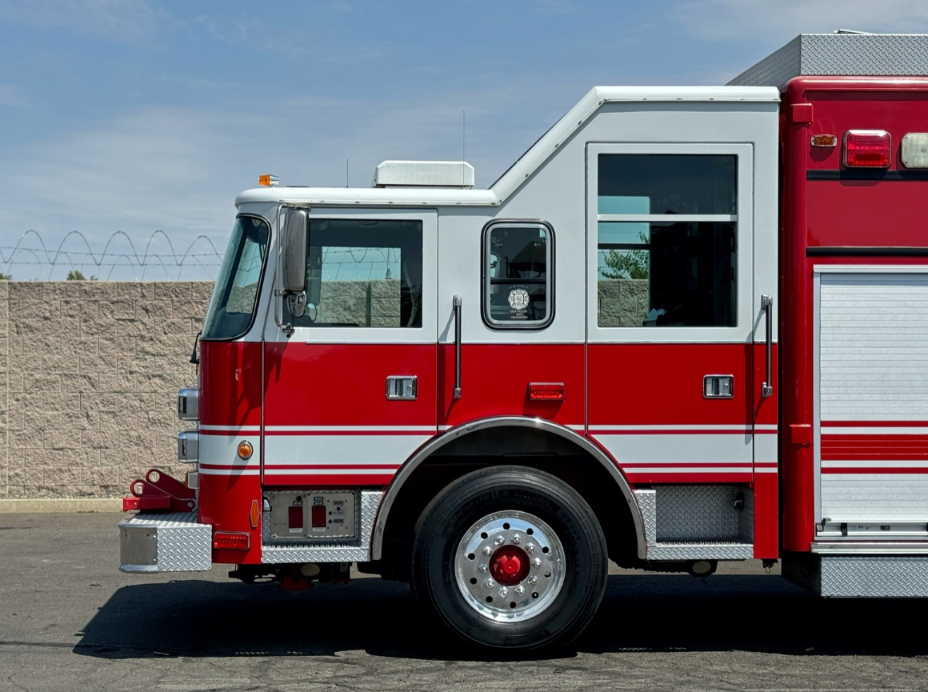 1999 Pierce Walk-In Heavy Rescue | Firetrucks Unlimited