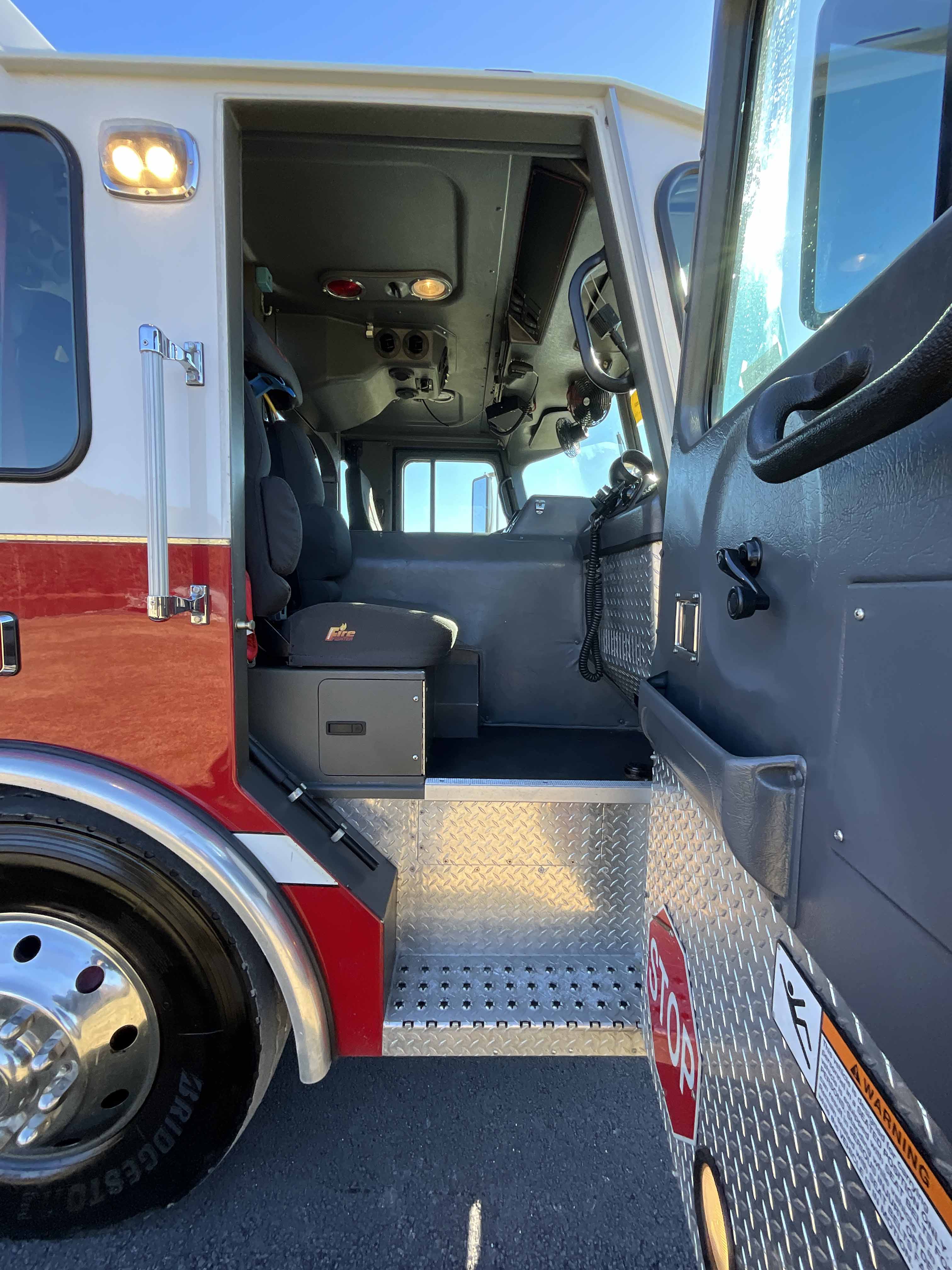 2004 E-One Cyclone II Rescue Pumper | Firetrucks Unlimited