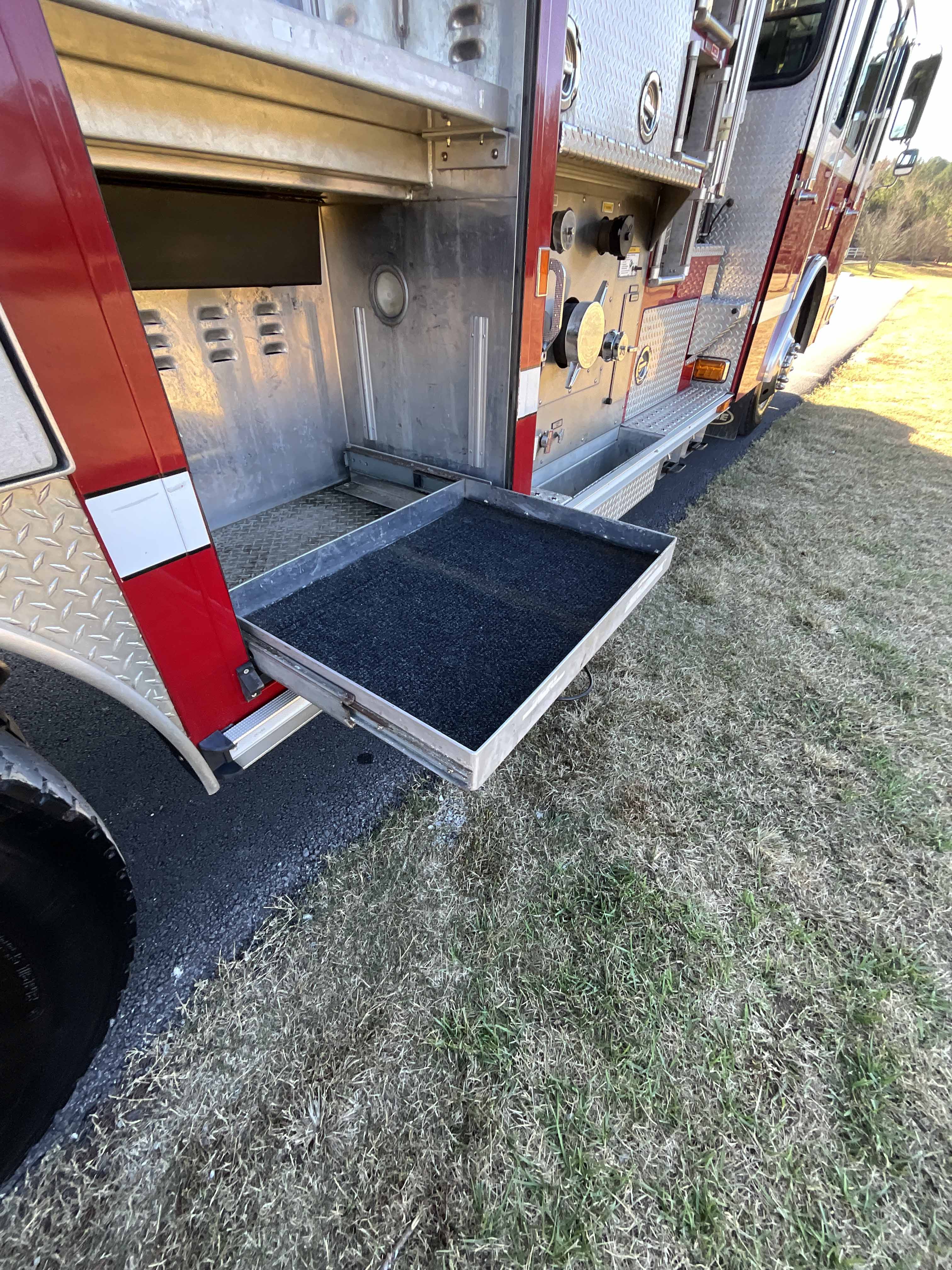 2004 E-One Cyclone II Rescue Pumper | Firetrucks Unlimited