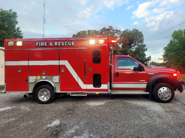 2006 EVI Ford Commercial Walk-in Rescue | Firetrucks Unlimited