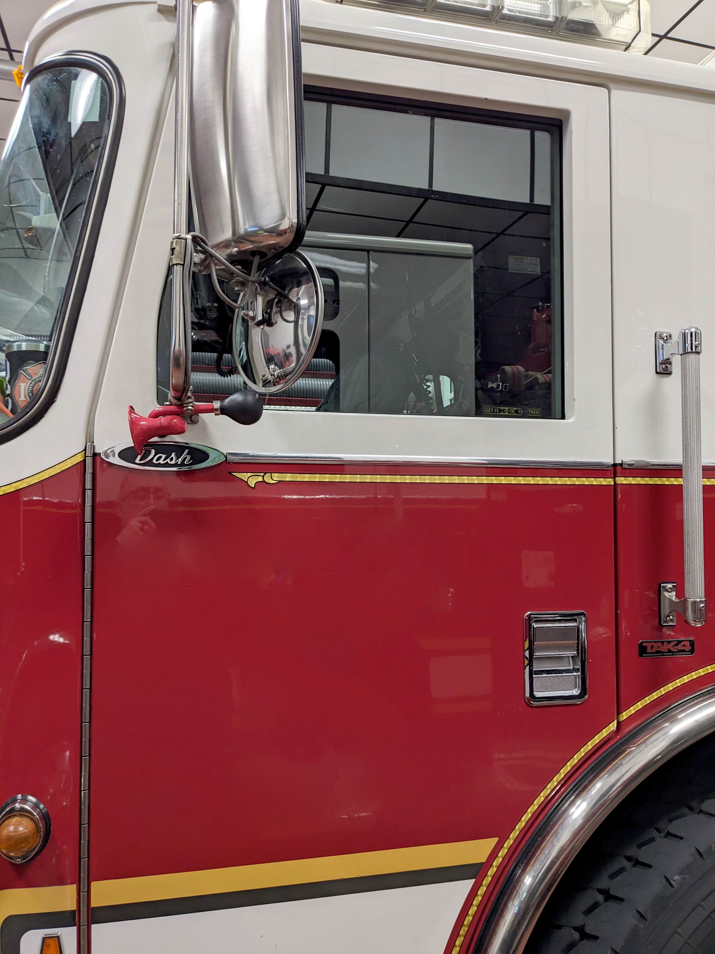 2005 Pierce Dash Heavy Rescue | Firetrucks Unlimited