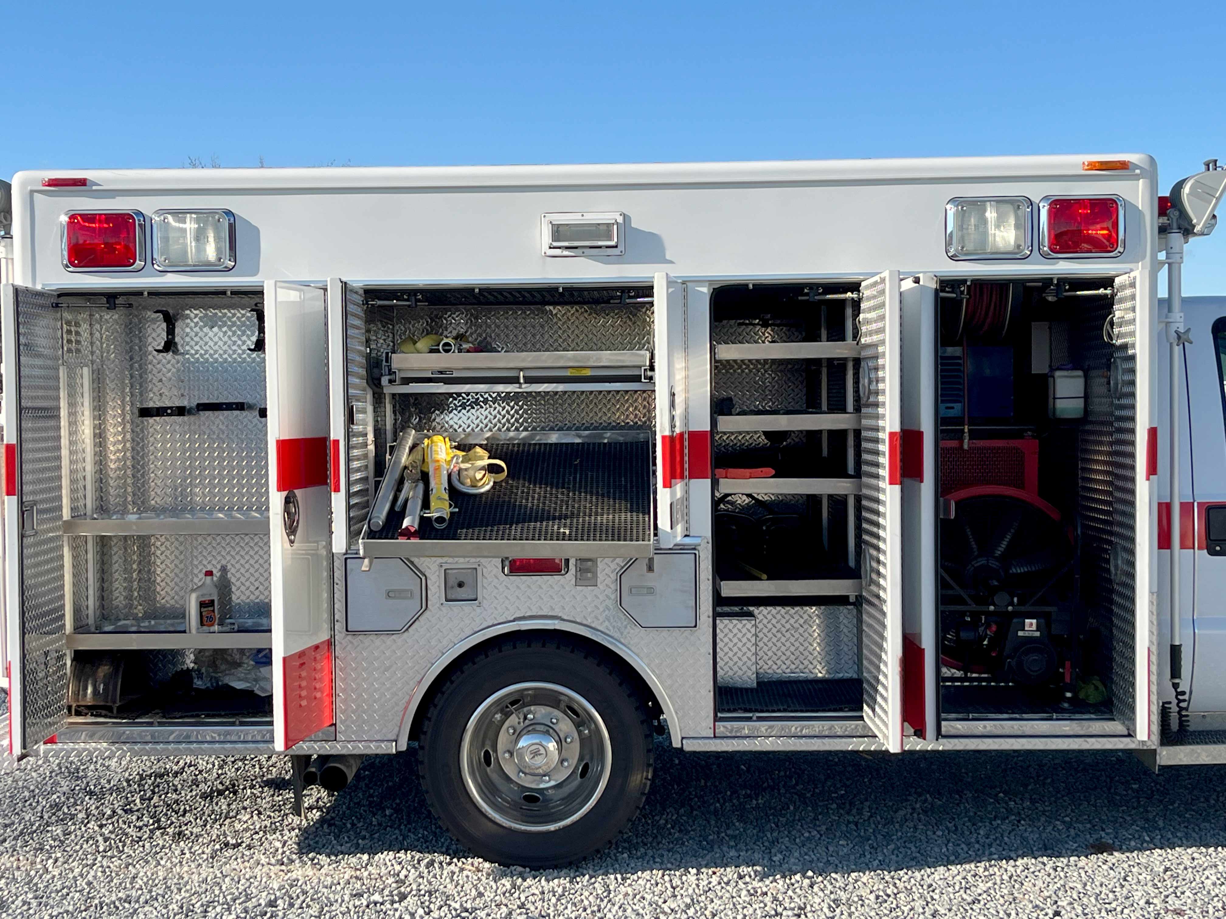 2000 Ford Commercial 4x4 Light Rescue | Firetrucks Unlimited