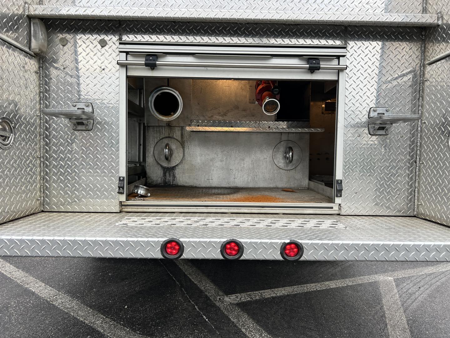 1999 Dingee Freightliner Commercial Pumper | Firetrucks Unlimited