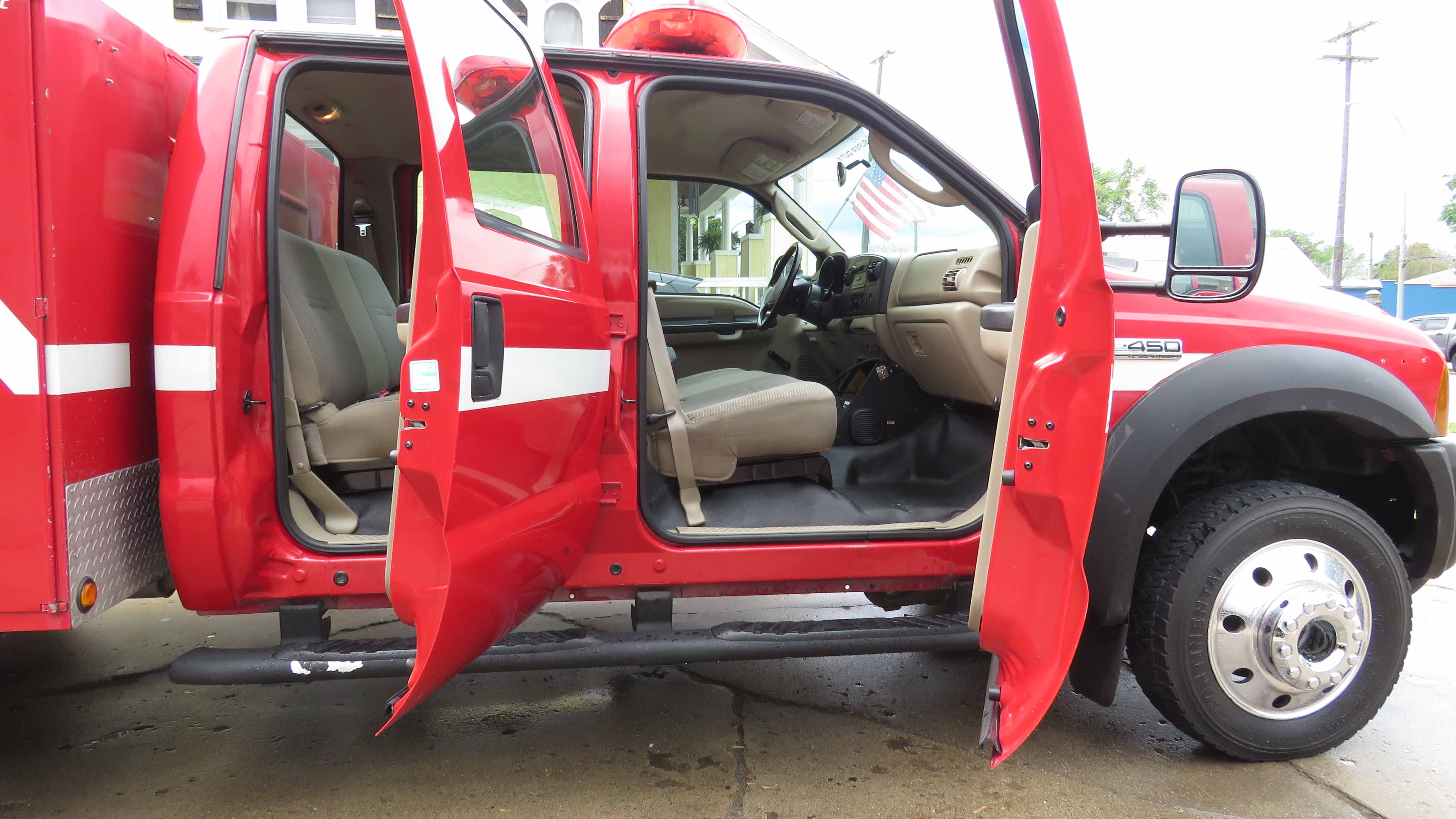 2005 CTEC Ford F-450 4x4 Commercial Light Rescue | Firetrucks Unlimited
