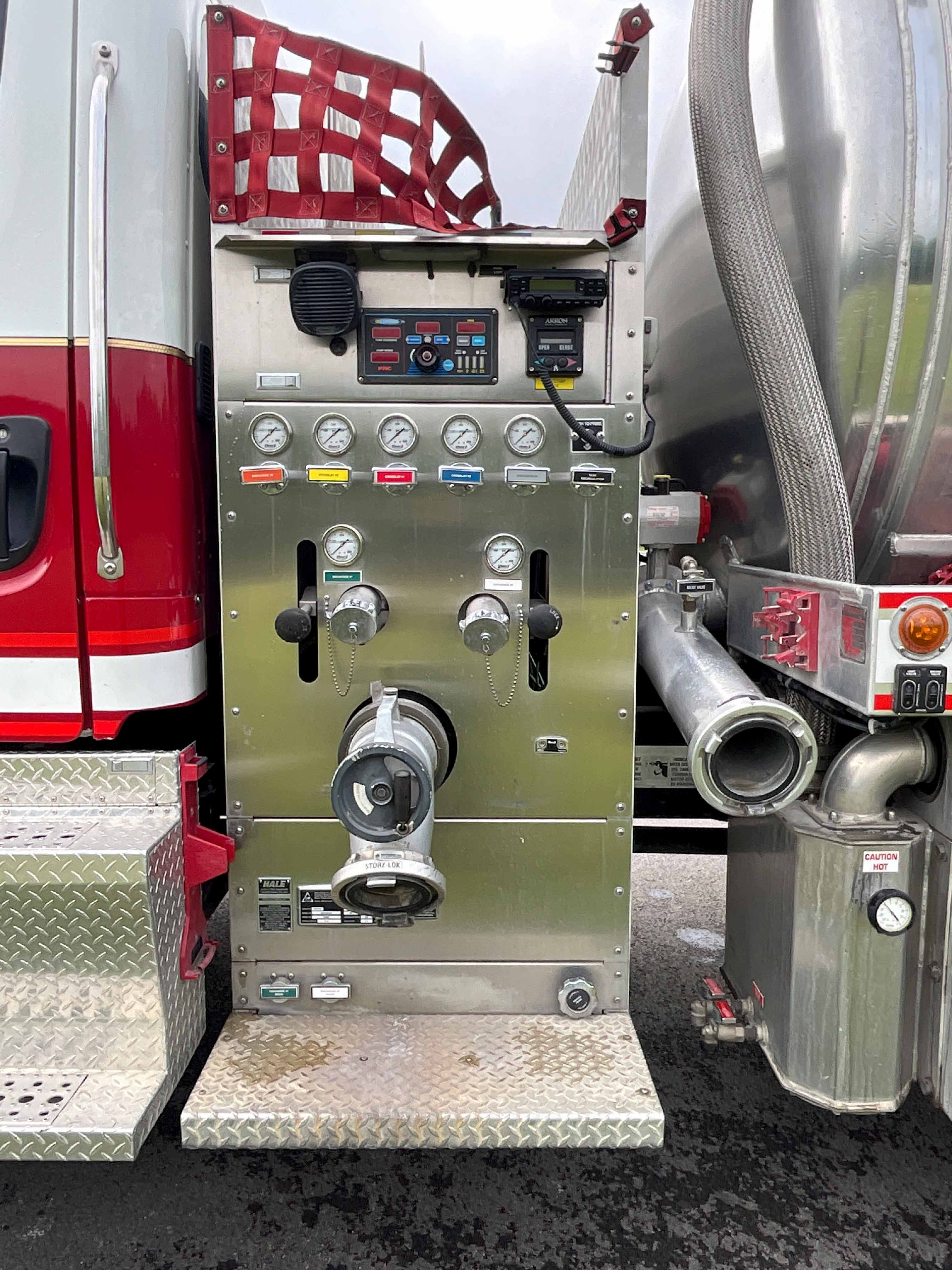 2009 EAM Freightliner Tandem-Axle Commercial Tanker | Firetrucks Unlimited