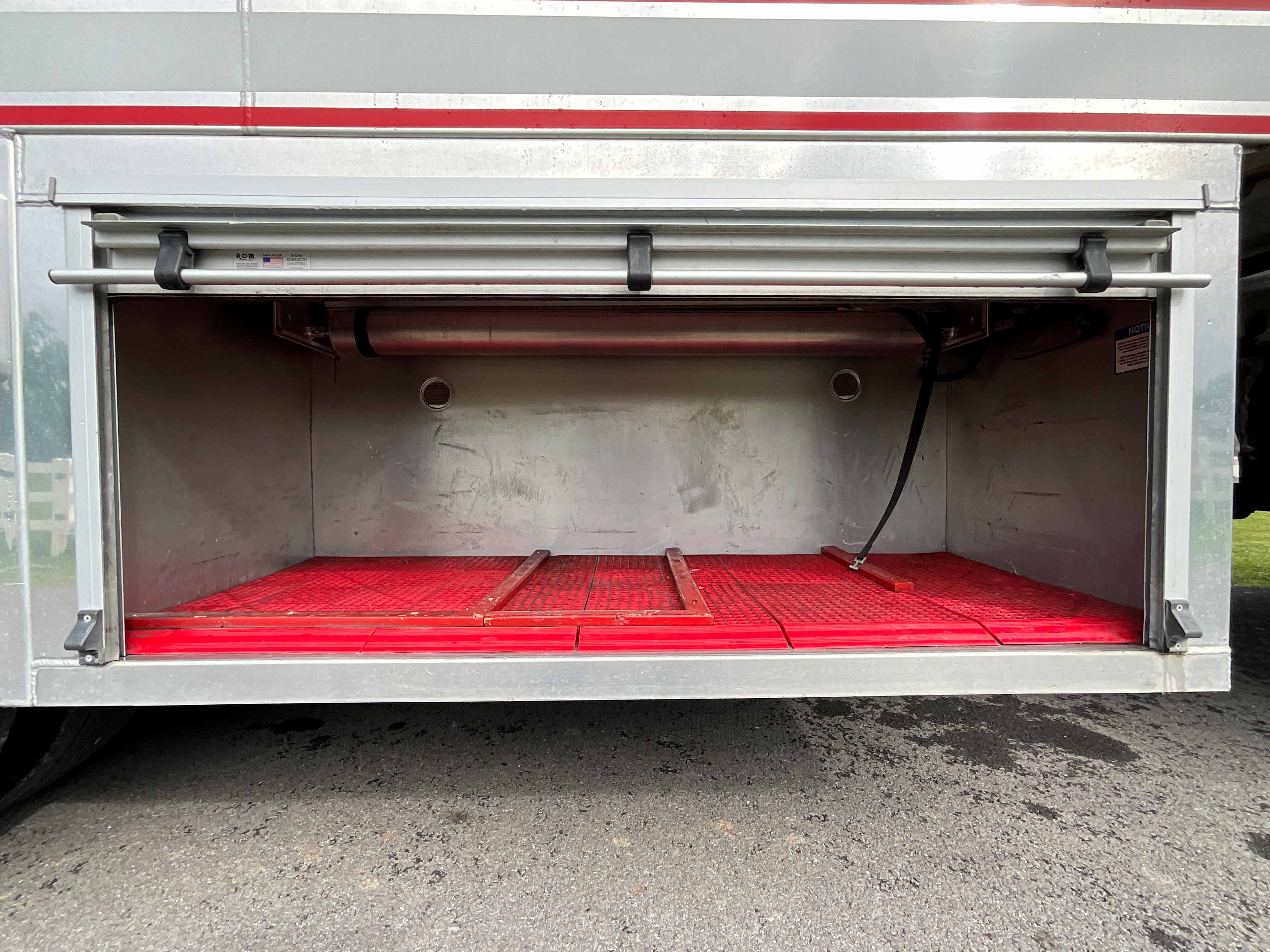 2009 EAM Freightliner Tandem-Axle Commercial Tanker | Firetrucks Unlimited