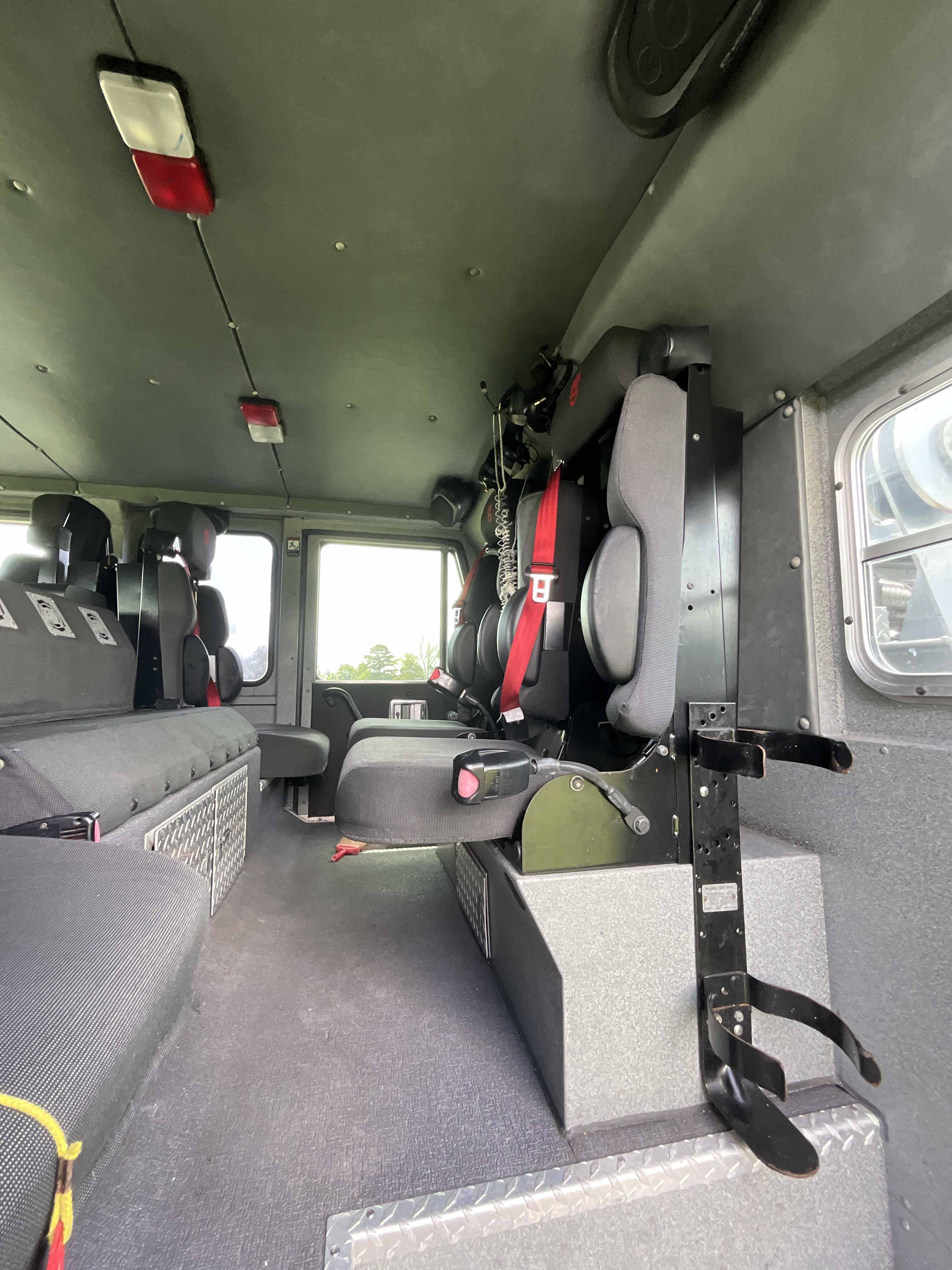 2006 Sutphen 75' Mid-Mount Aerial | Firetrucks Unlimited