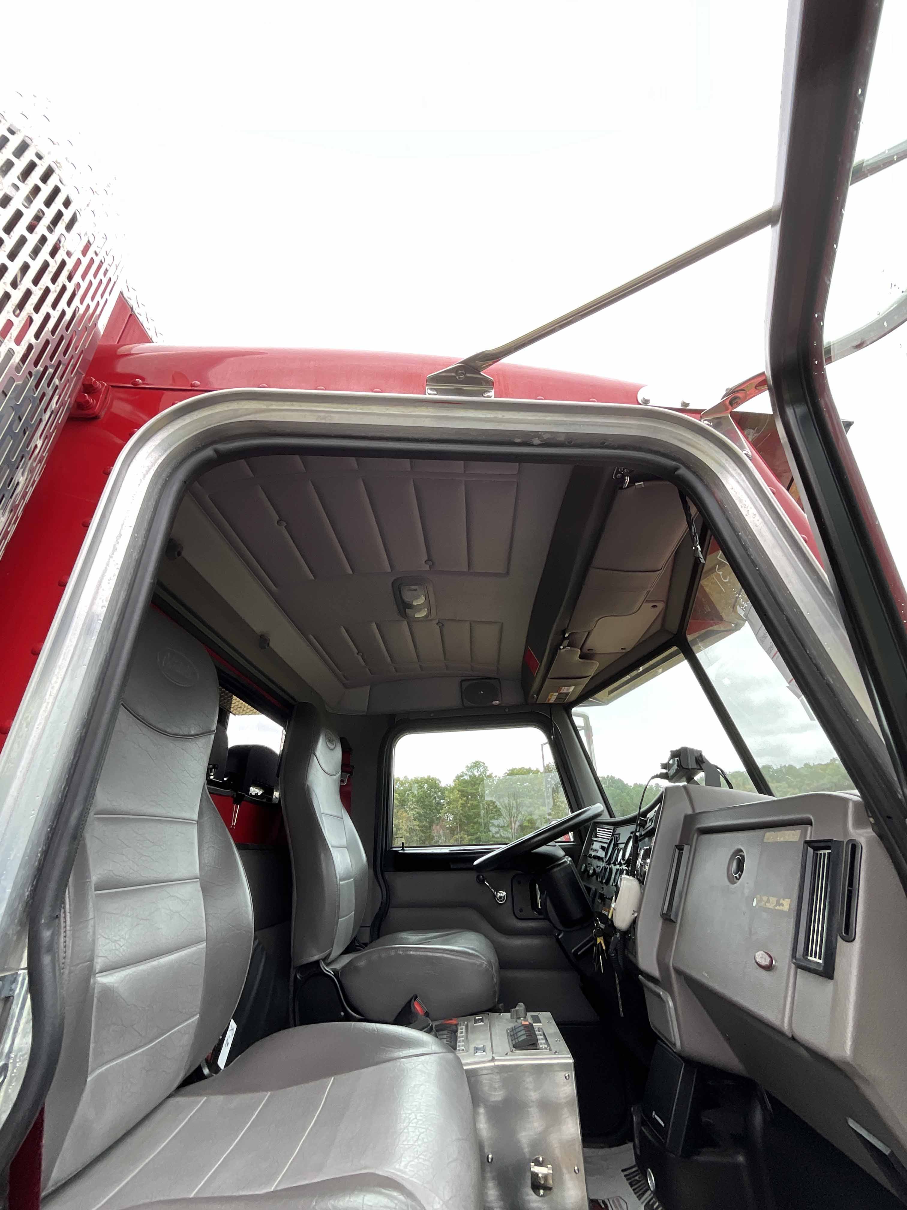 2010 Custom Fire Peterbilt Commercial Walk-In Rescue | Firetrucks Unlimited