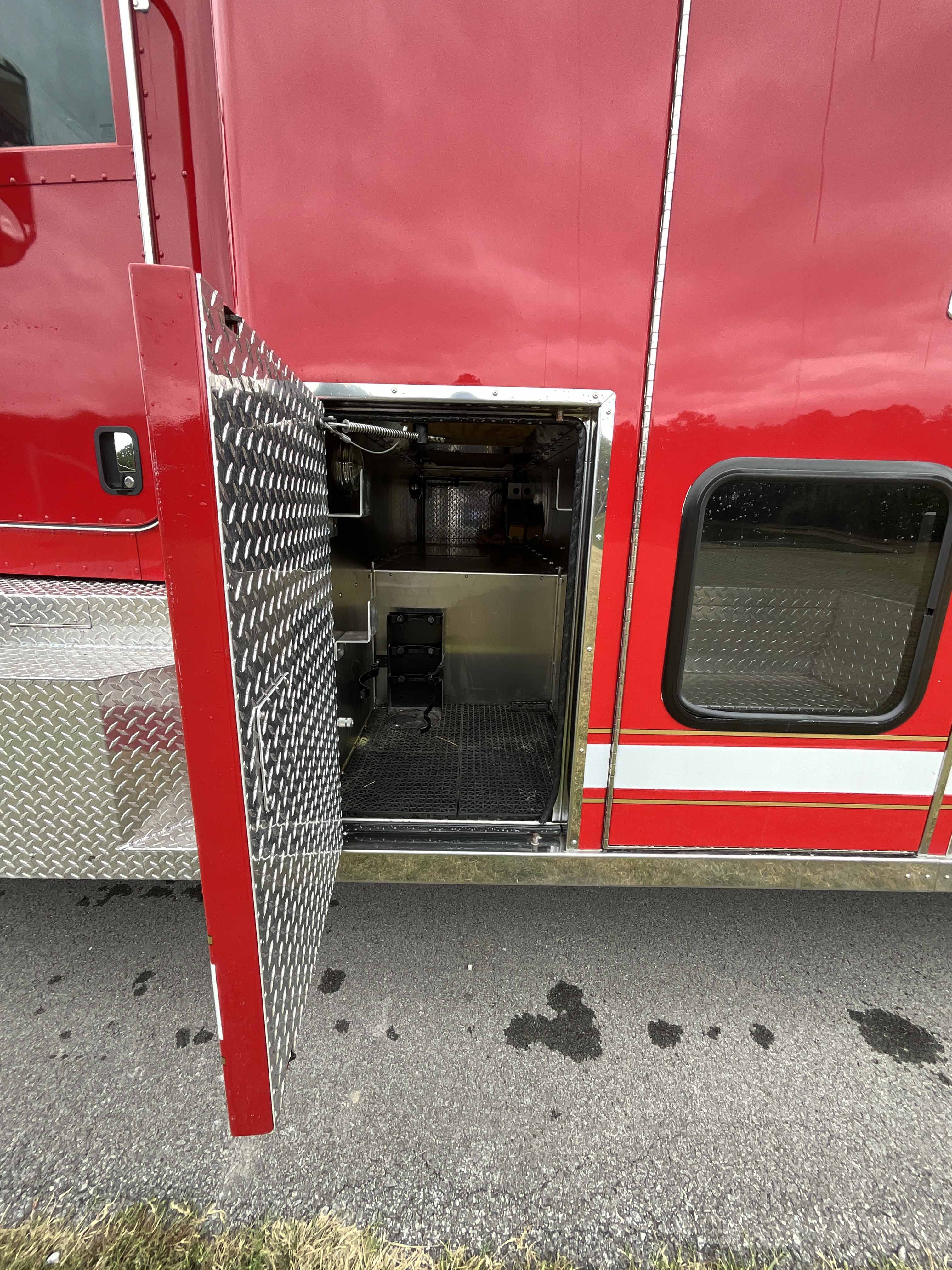 2010 Custom Fire Peterbilt Commercial Walk-In Rescue | Firetrucks Unlimited