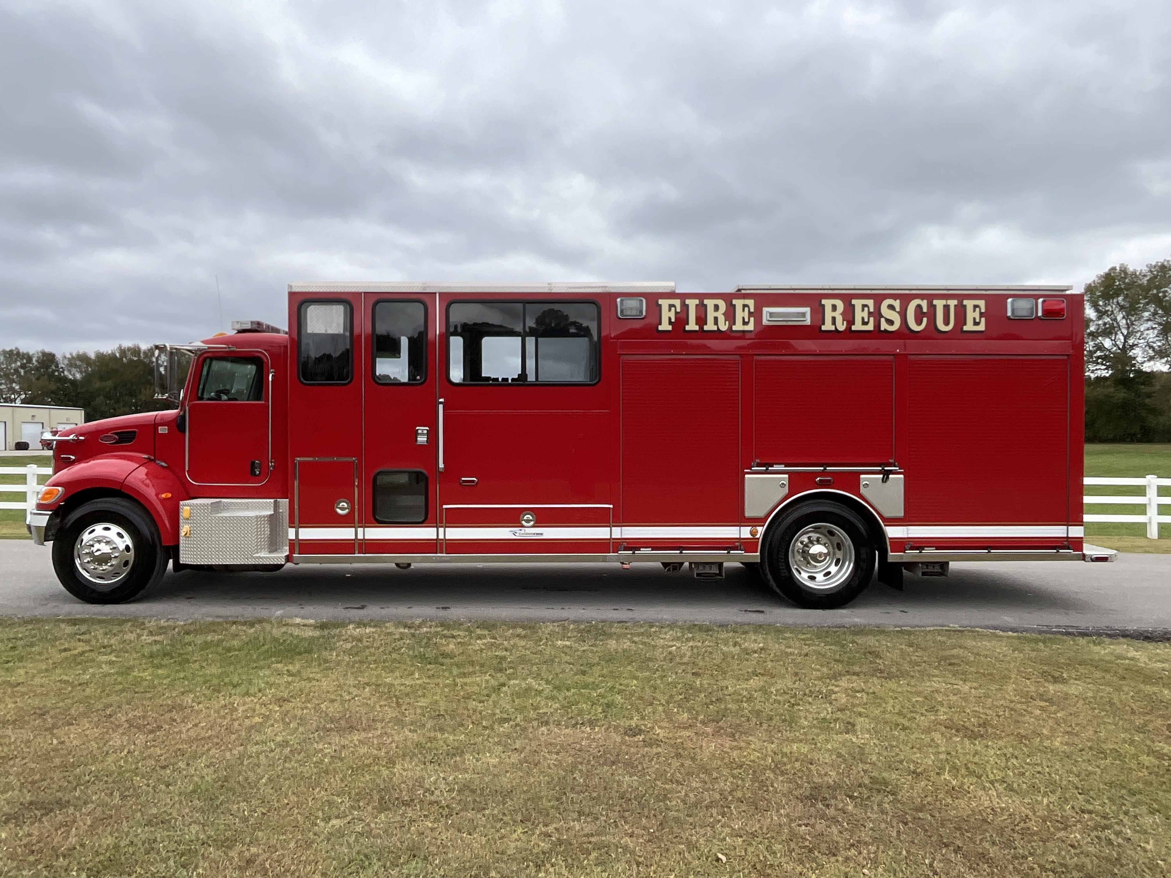 2010 Custom Fire Peterbilt Commercial Walk-In Rescue | Firetrucks Unlimited