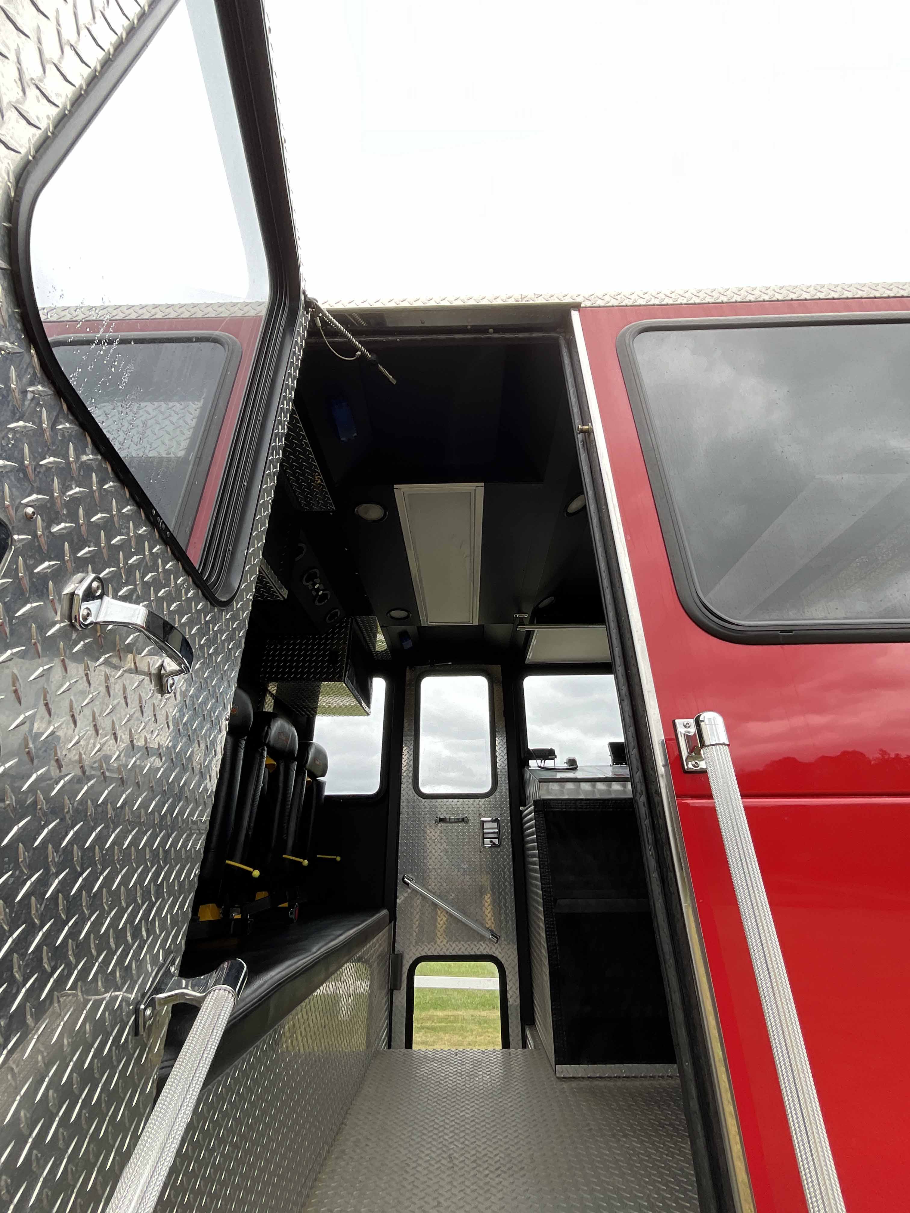 2010 Custom Fire Peterbilt Commercial Walk-In Rescue | Firetrucks Unlimited