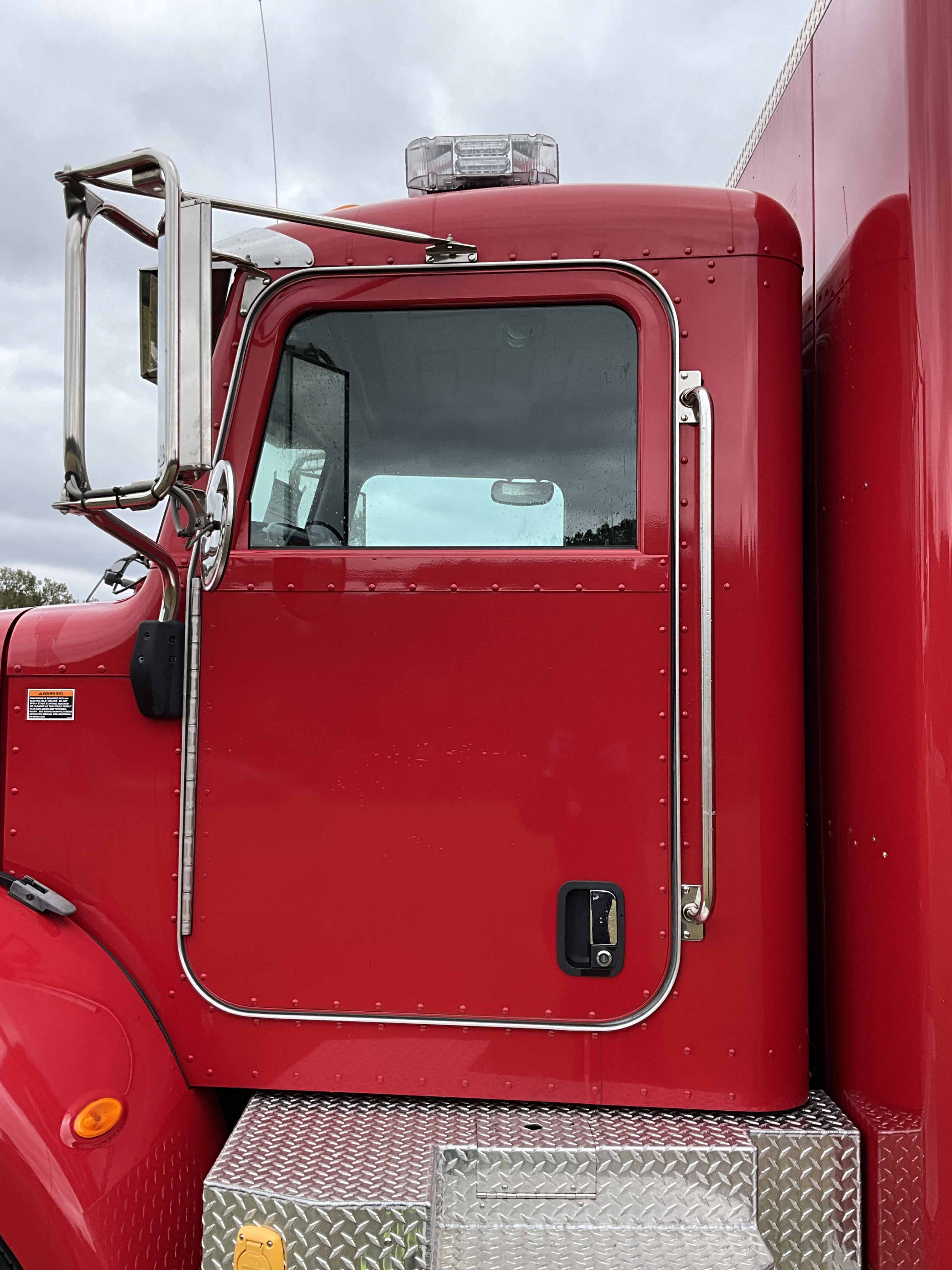 2010 Custom Fire Peterbilt Commercial Walk-In Rescue | Firetrucks Unlimited