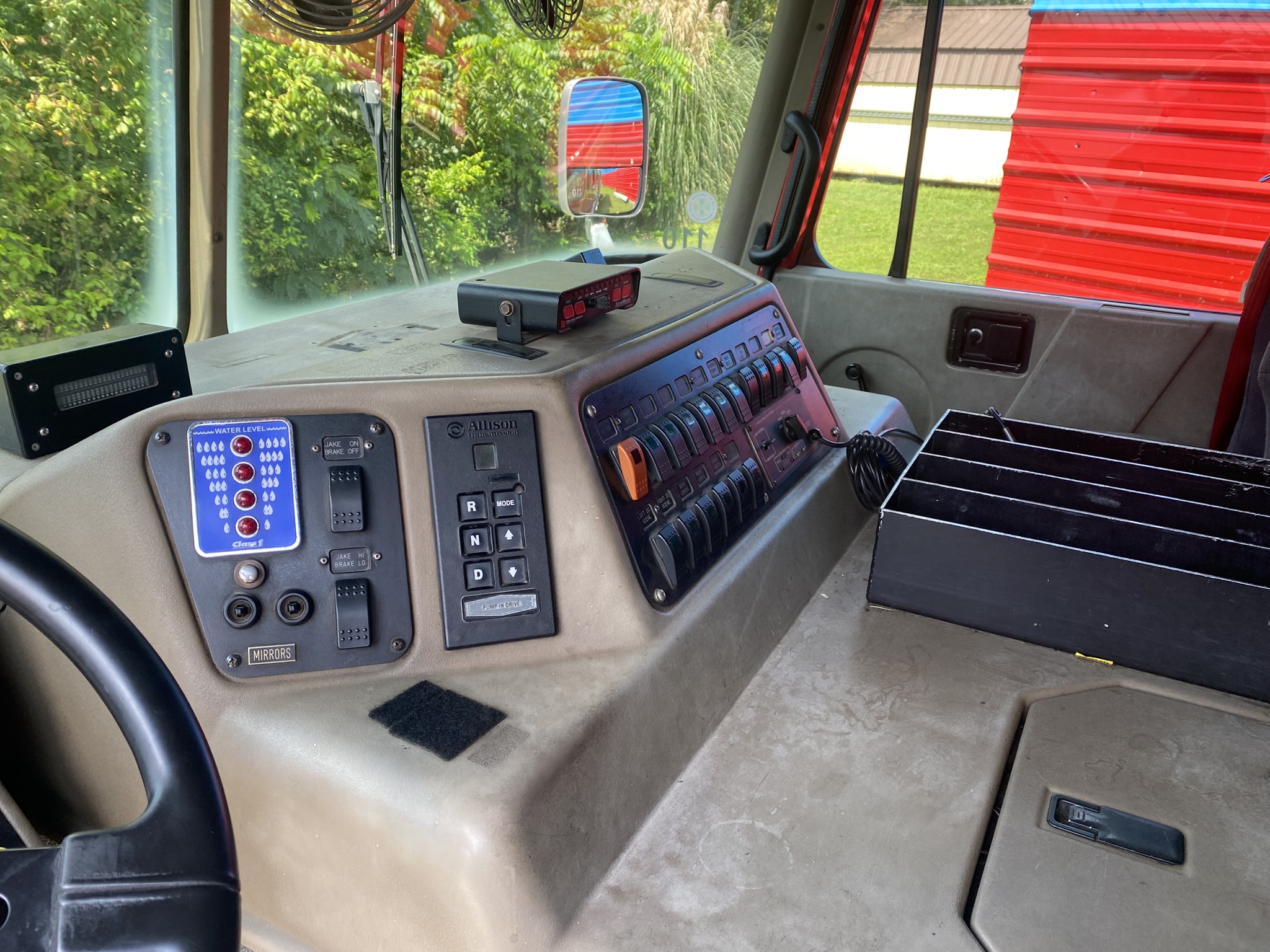 2002 Quality Spartan Gladiator Pumper | Firetrucks Unlimited
