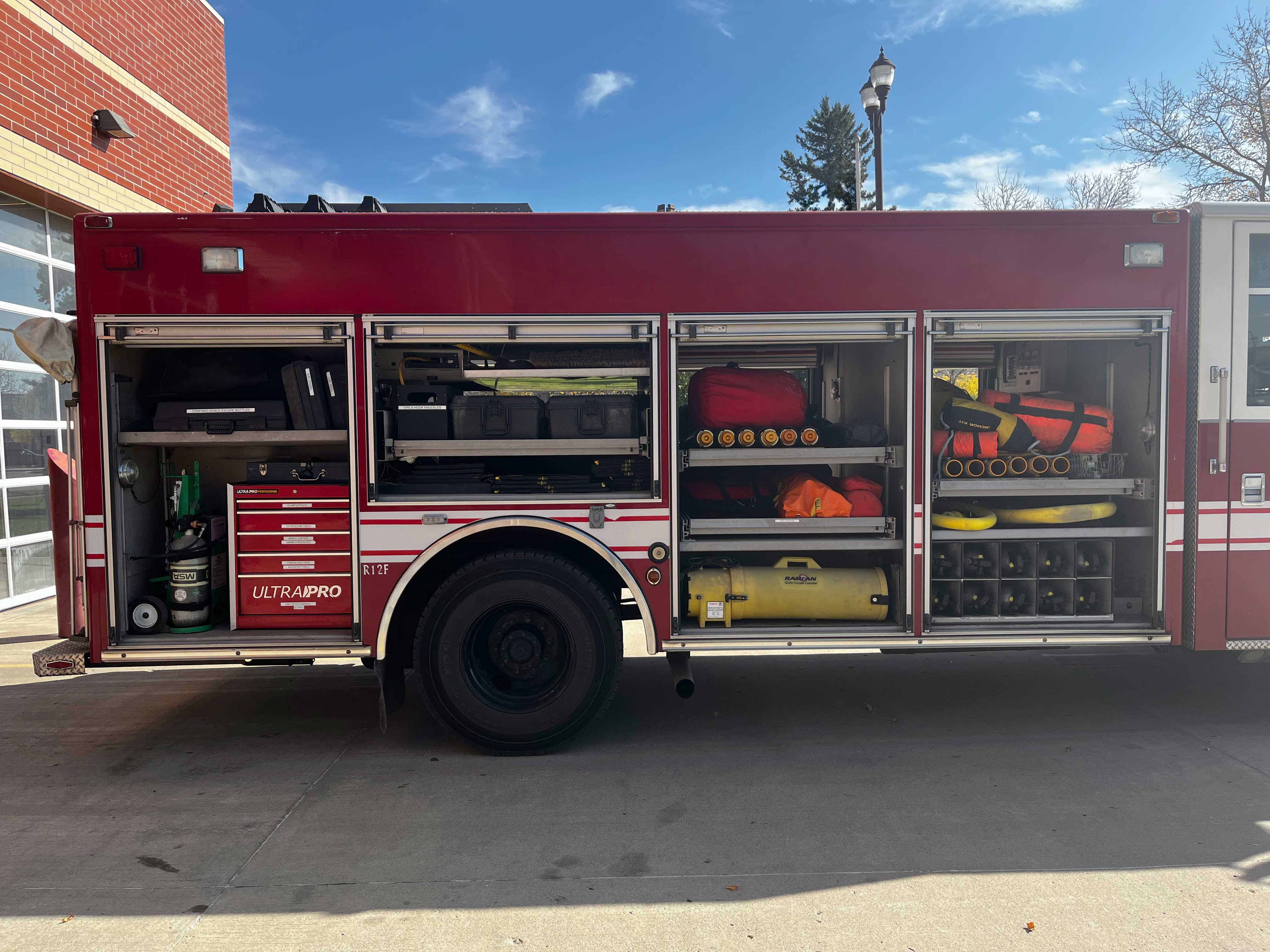 2005 Pierce Contender Heavy Rescue | Firetrucks Unlimited