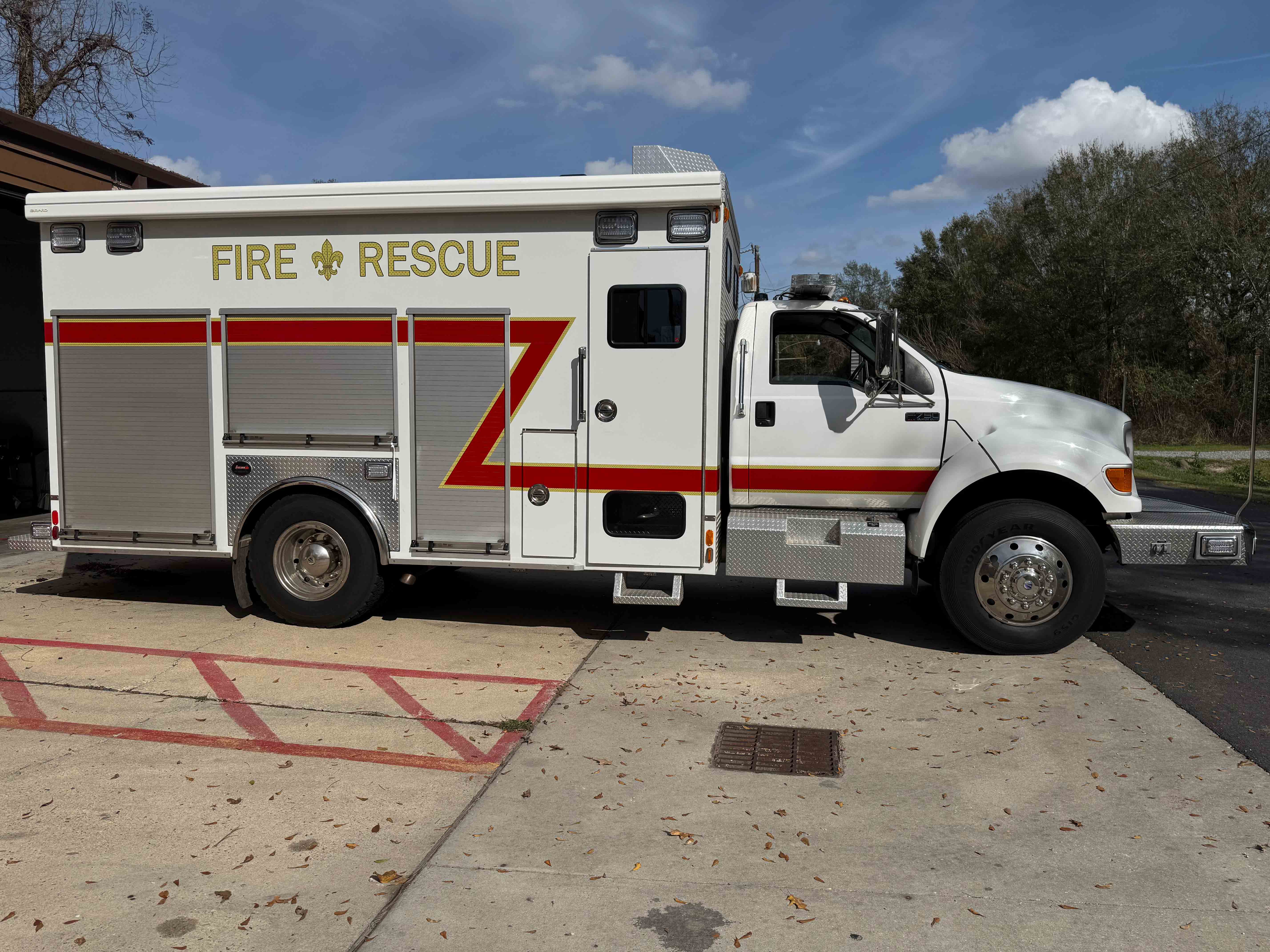 2003 Ford F-750 Commercial Rescue | Firetrucks Unlimited