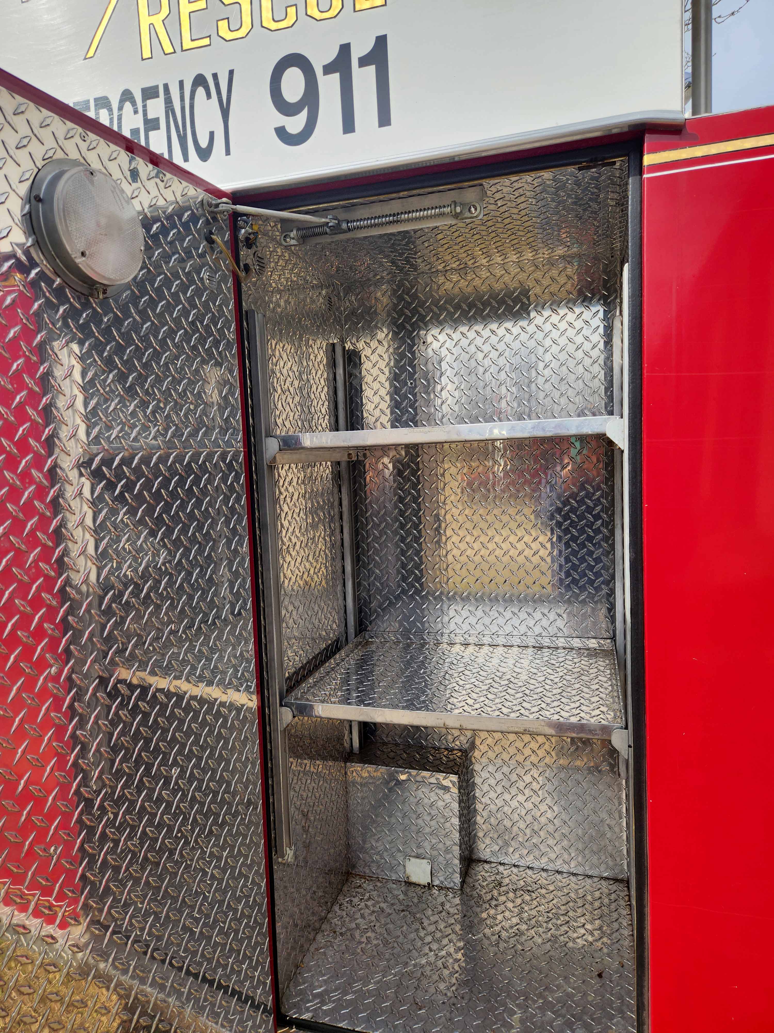 1985 Chevrolet 4x4 Commercial Walk-In Rescue | Firetrucks Unlimited