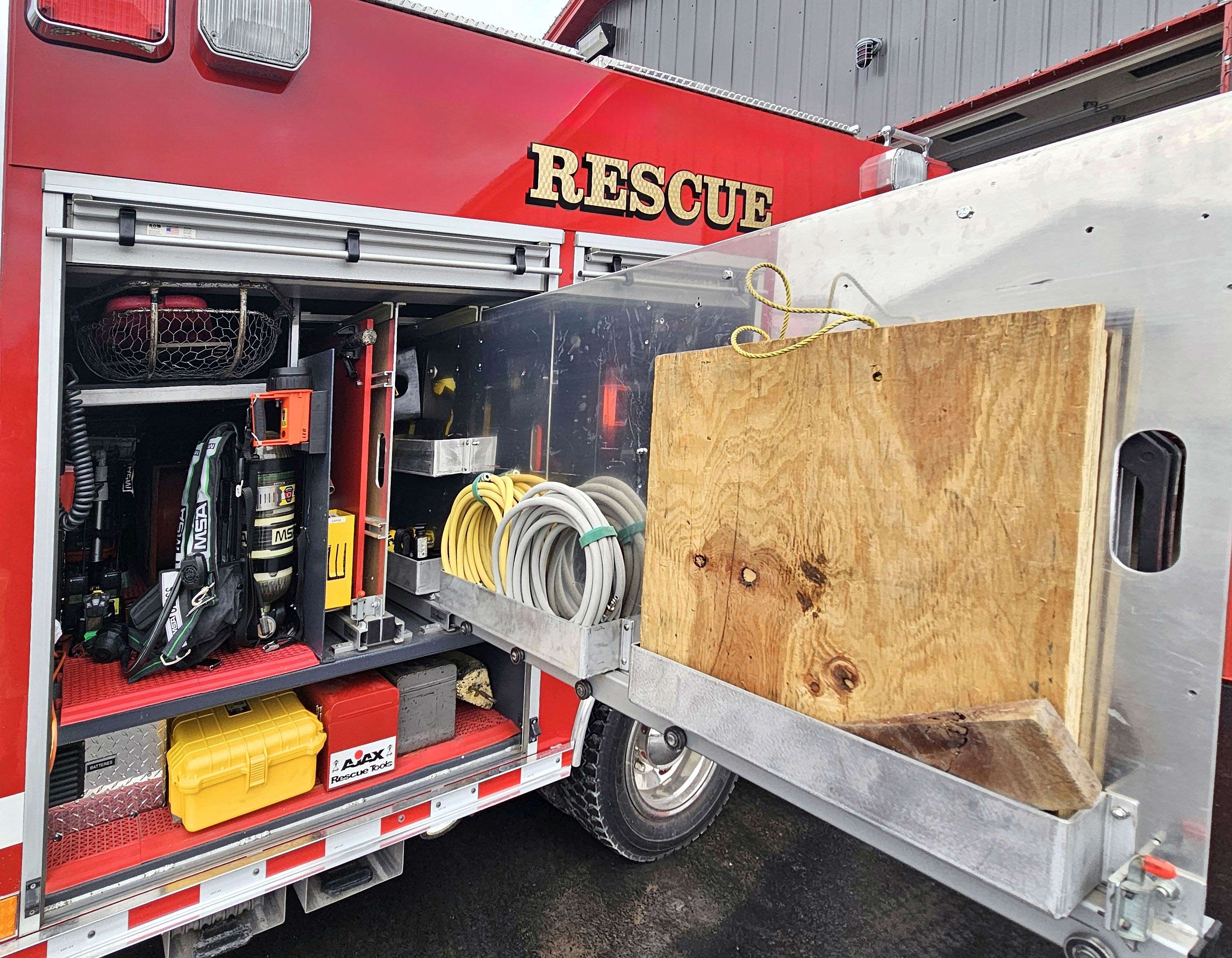 2011 Rosenbauer Ford 4x4 Commercial Rescue | Firetrucks Unlimited