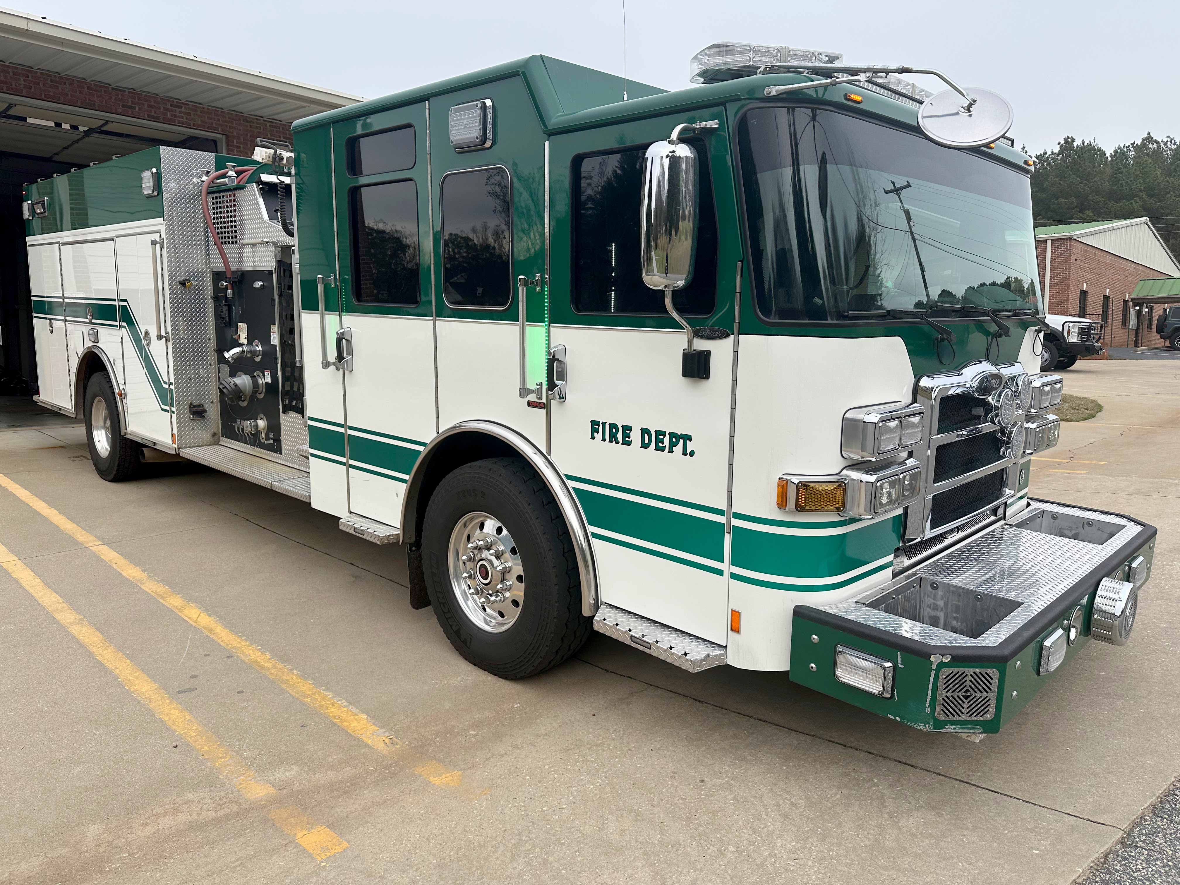 2017 Pierce Enforcer Rescue Pumper | Firetrucks Unlimited