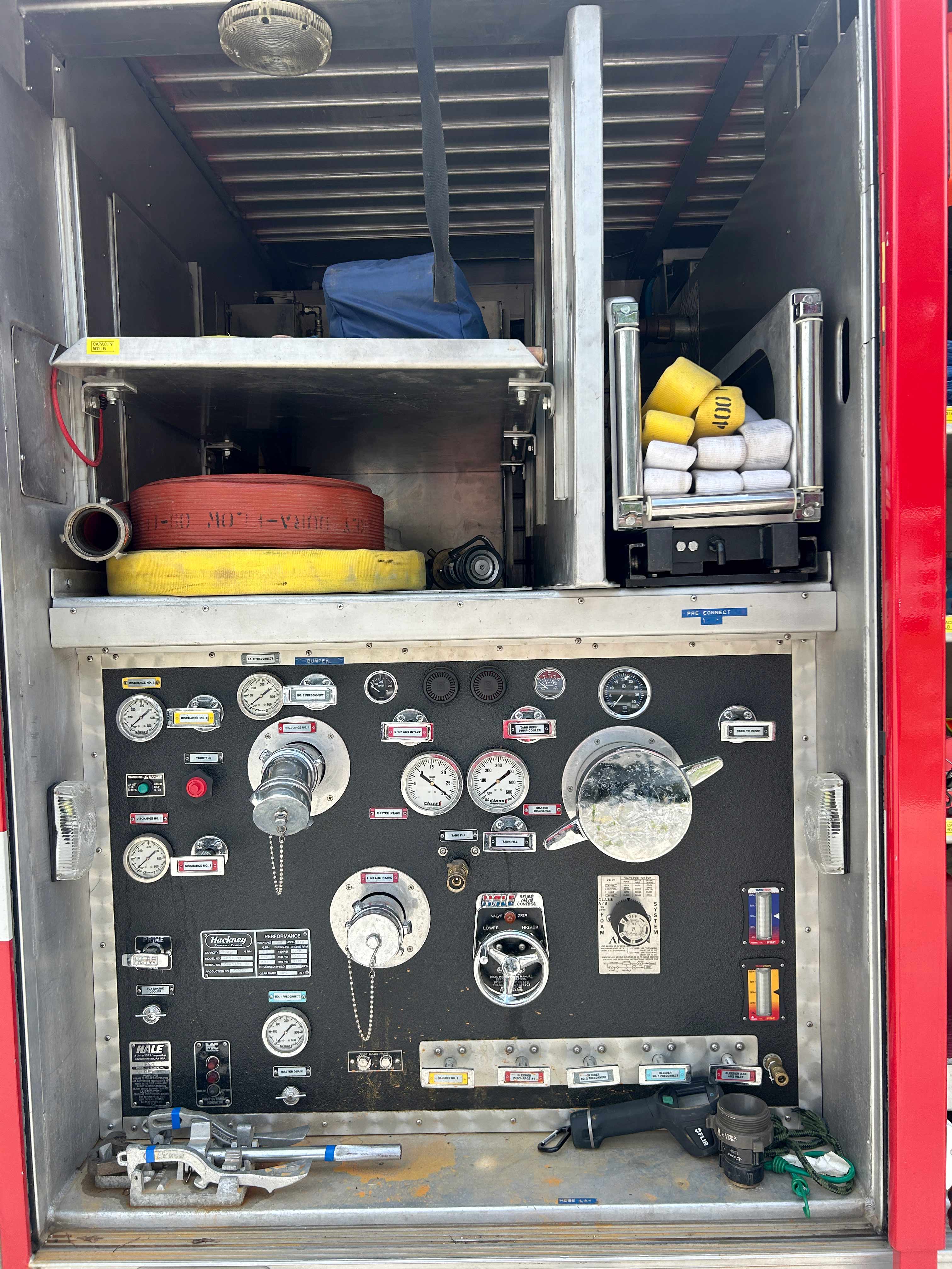 2003 Hackney International 4x4 Commercial Wet Rescue | Firetrucks Unlimited
