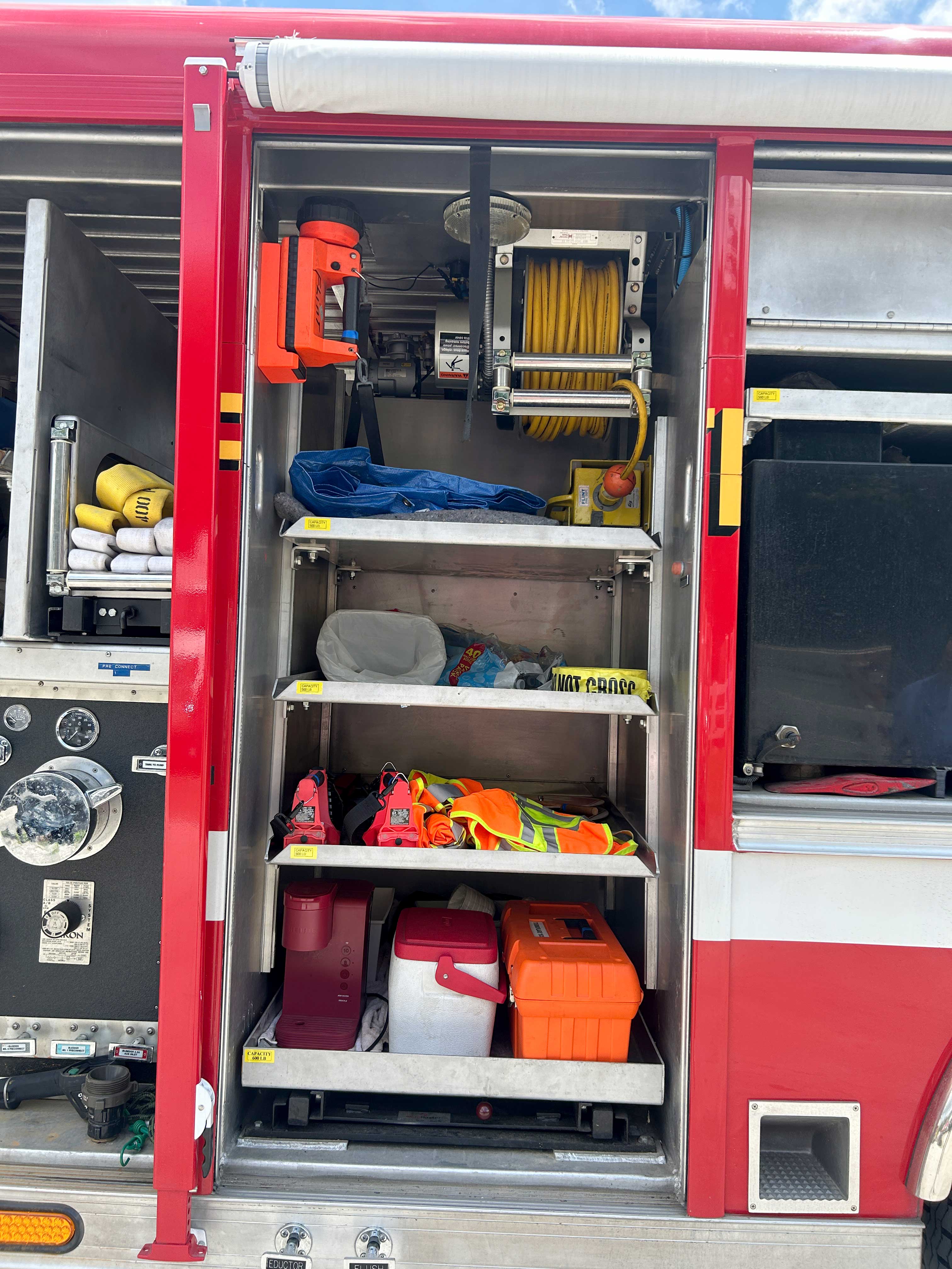 2003 Hackney International 4x4 Commercial Wet Rescue | Firetrucks Unlimited