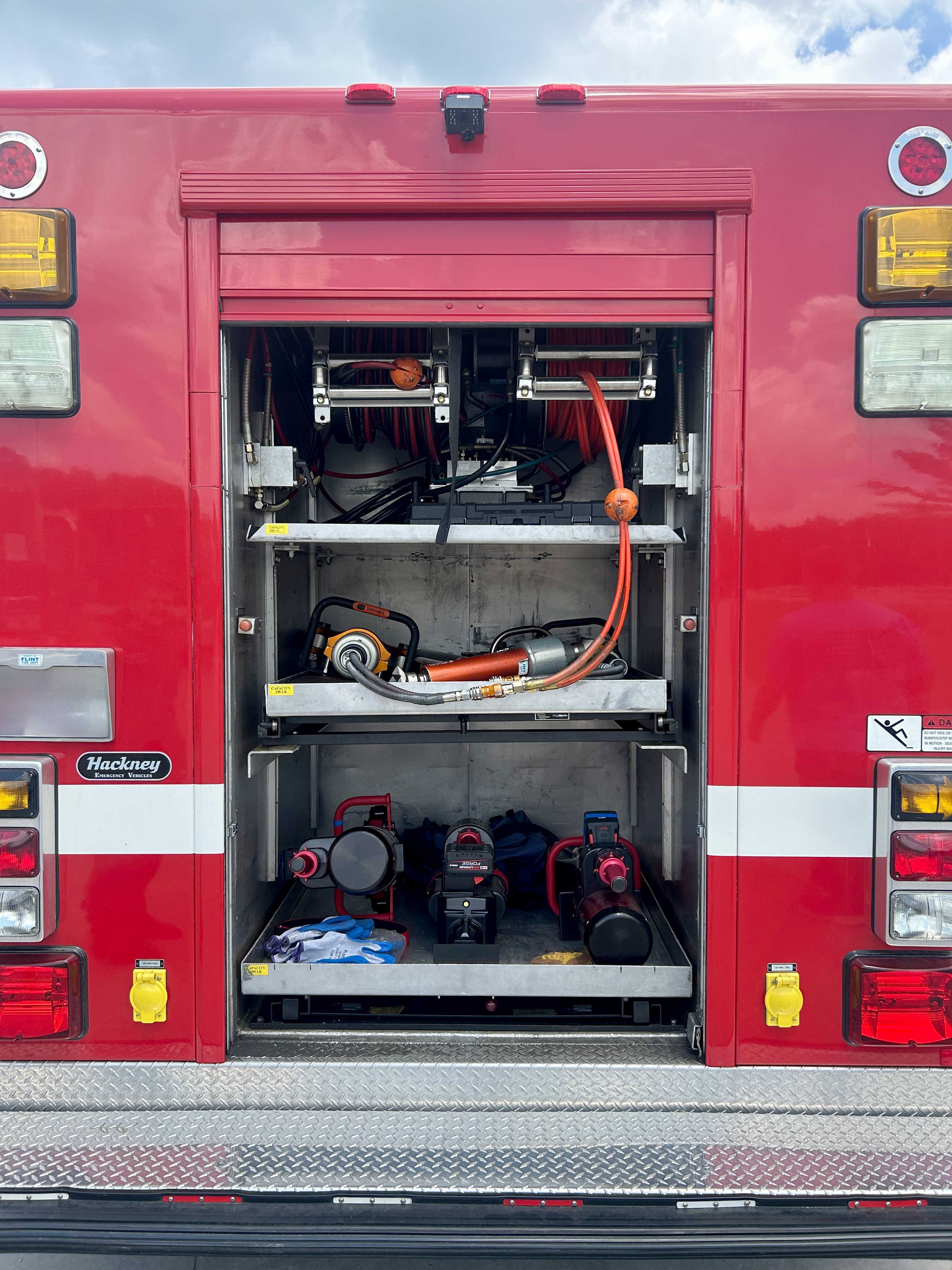 2003 Hackney International 4x4 Commercial Wet Rescue | Firetrucks Unlimited