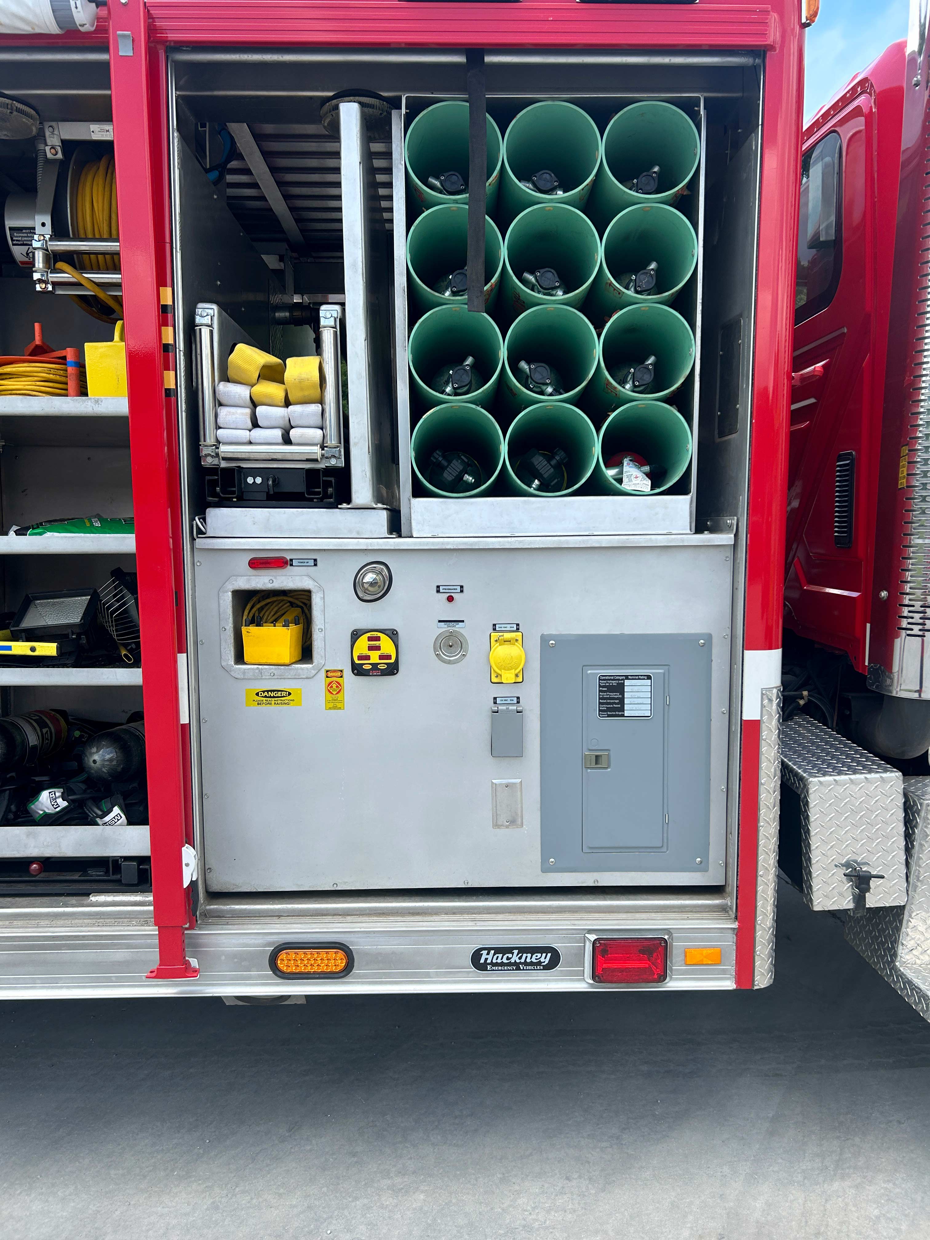 2003 Hackney International 4x4 Commercial Wet Rescue | Firetrucks Unlimited