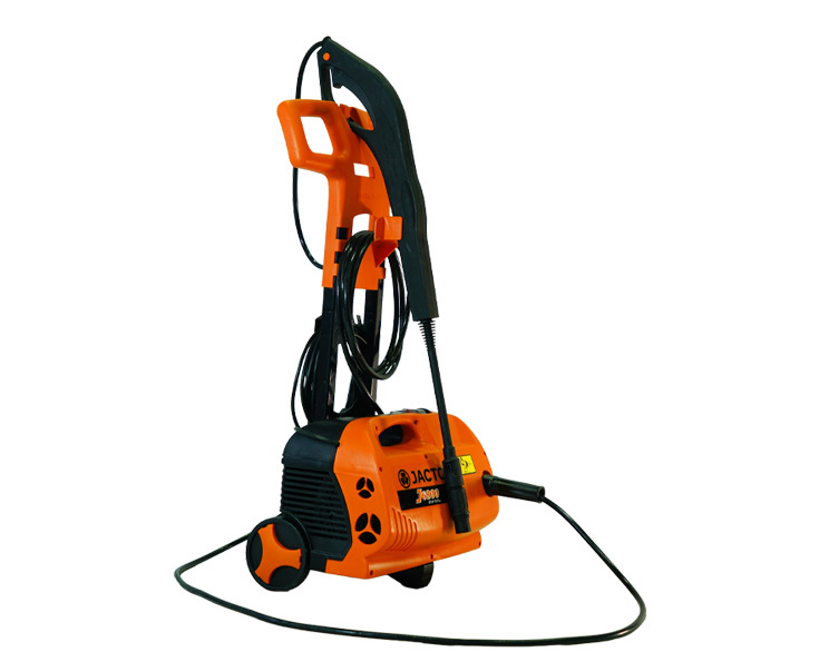 Jacto - J6800