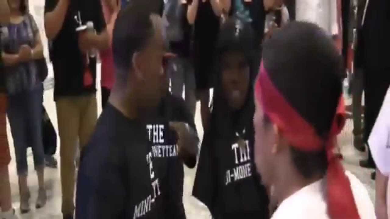 Mini Versions of Floyd Mayweather and Manny Pacquiao Will Fight Saturday Night