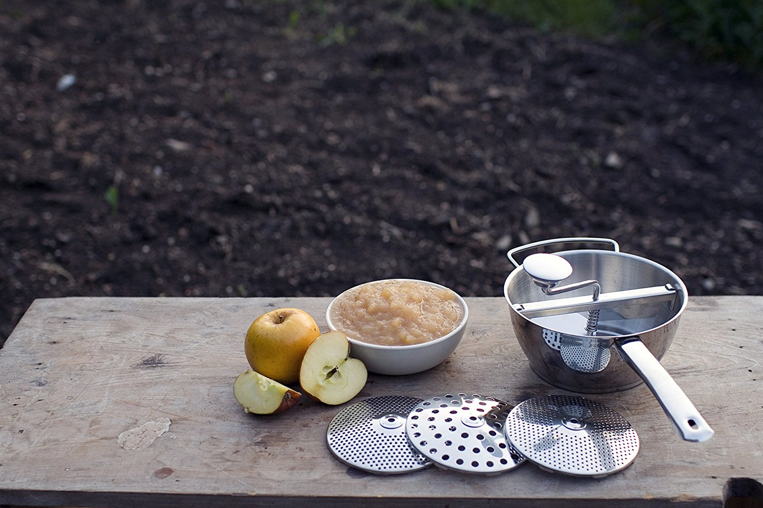 Weston Stainless Steel Food Mill with 3 Milling Discs, 2Qrt Capacity