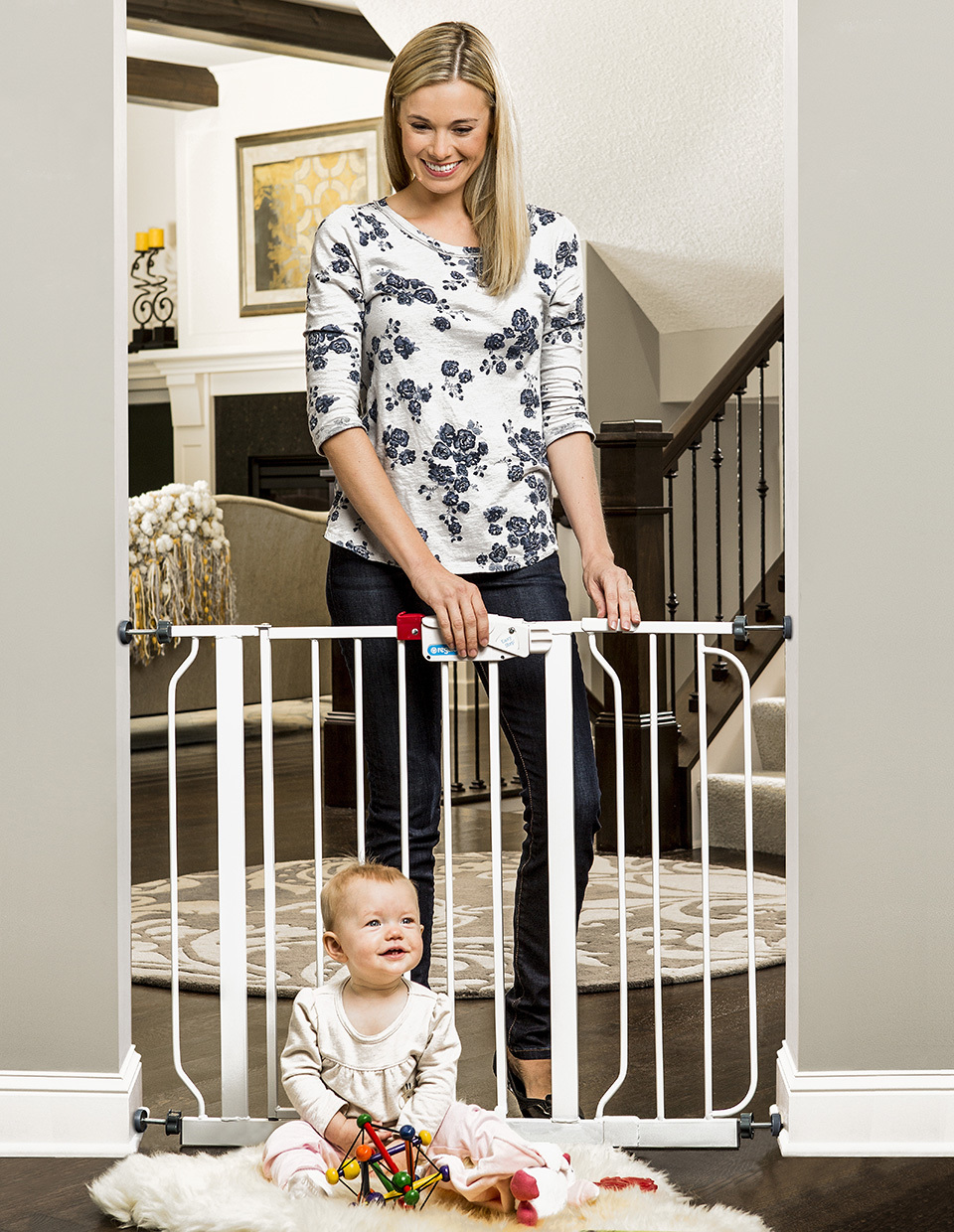 regalo easy step metal walk through safety gate